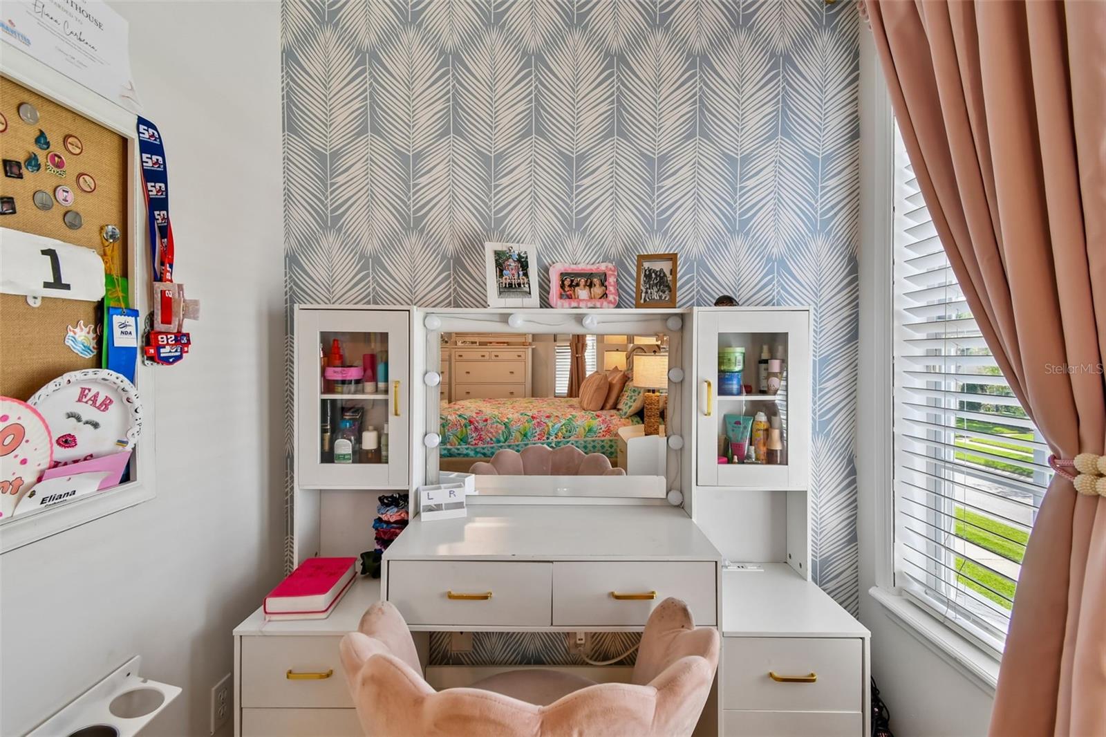 Image 41 of 91 For 4140 Conway Place Circle