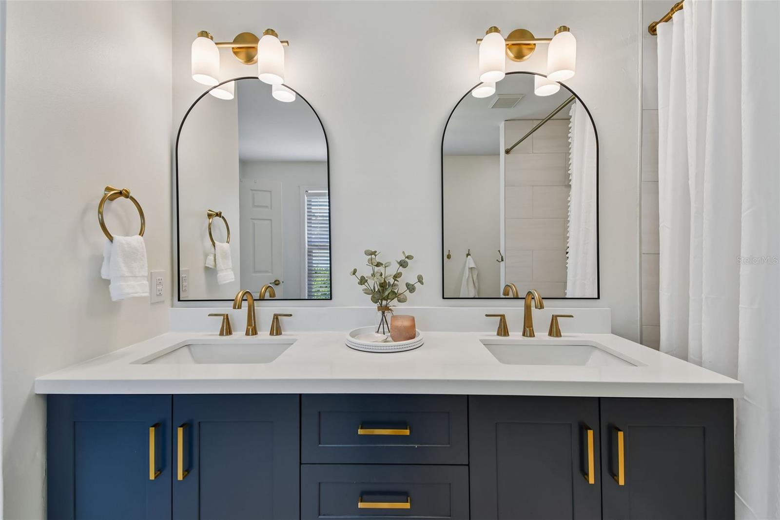 Image 52 of 91 For 4140 Conway Place Circle