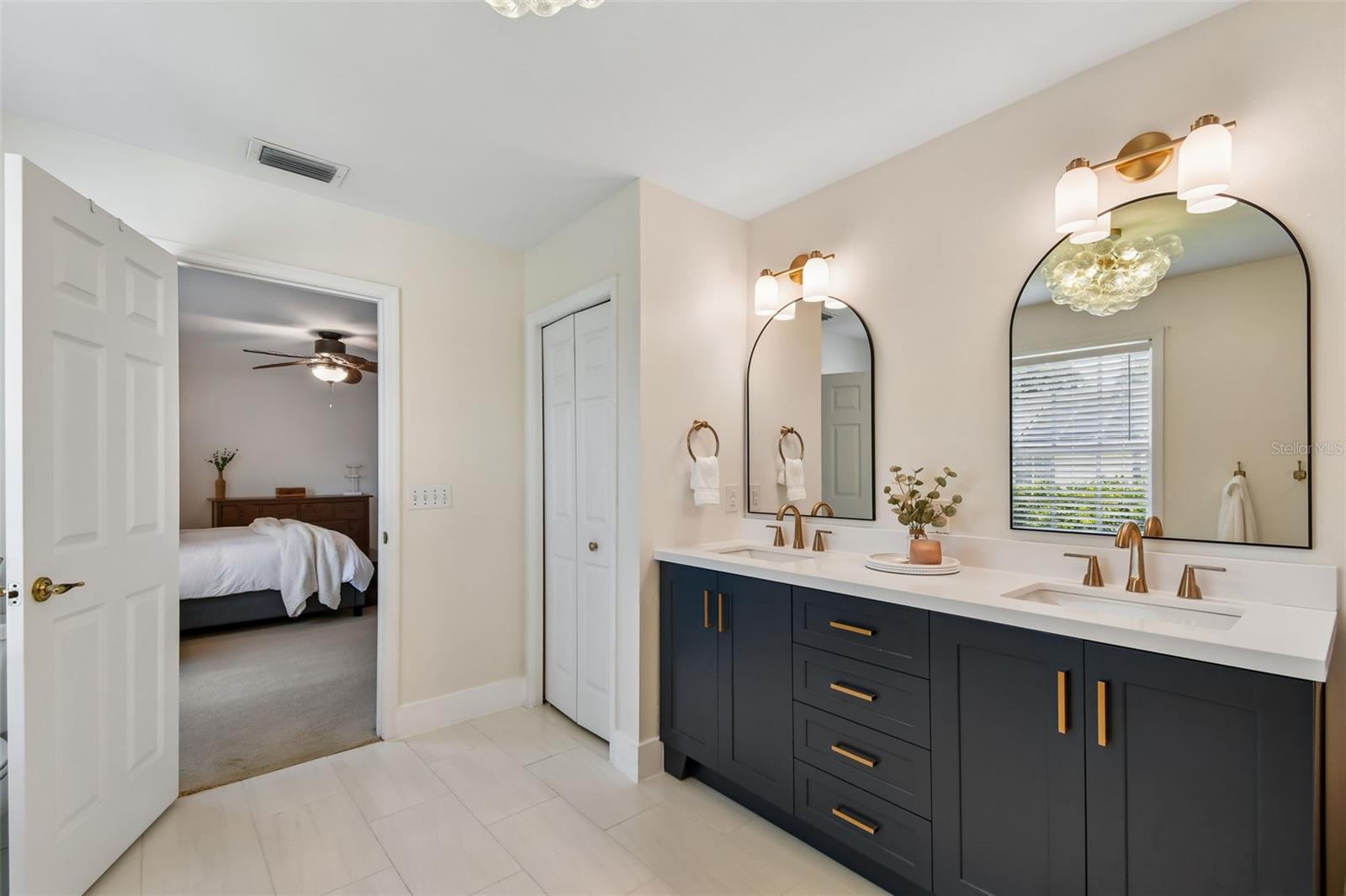 Image 53 of 91 For 4140 Conway Place Circle