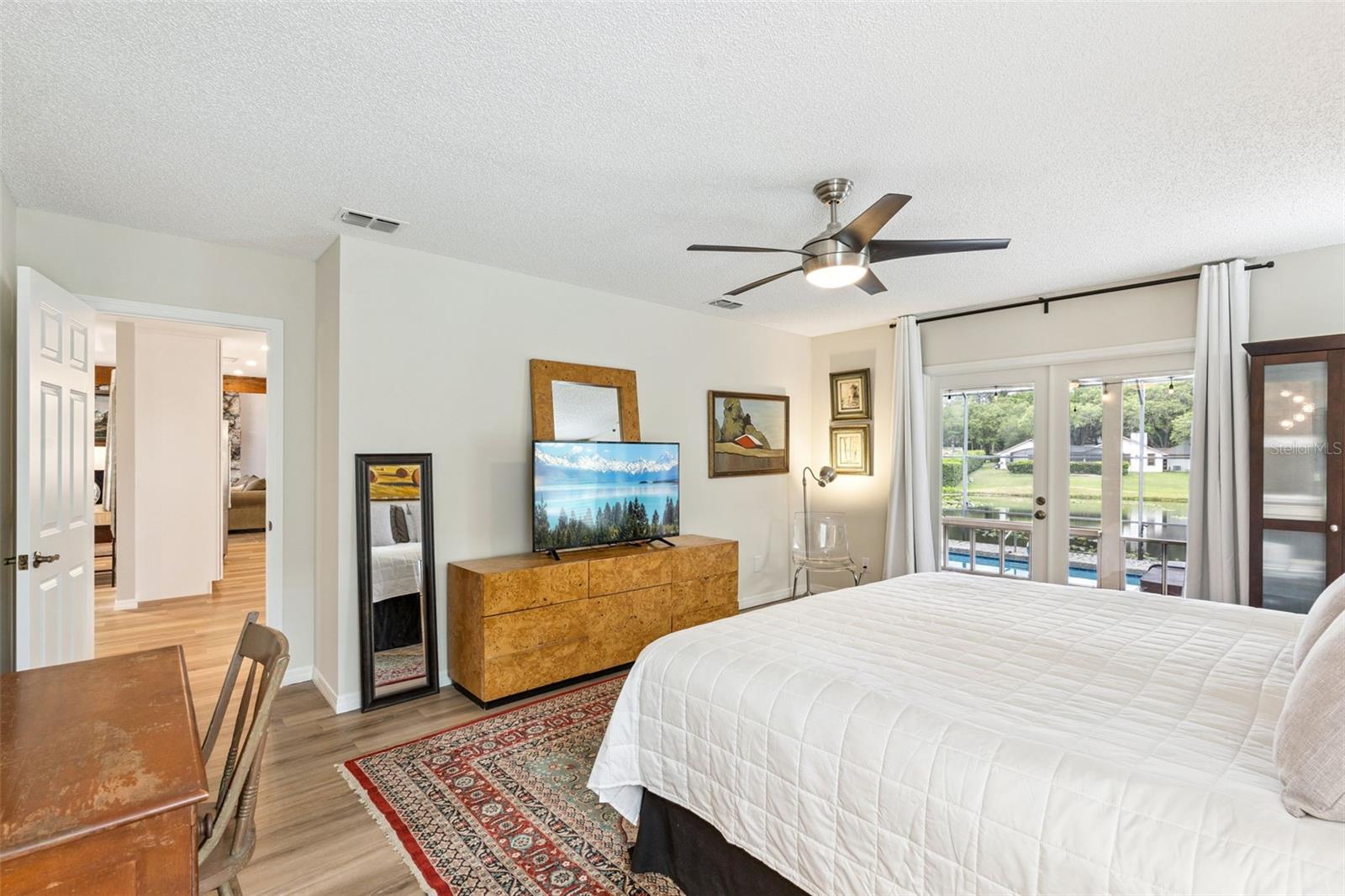 Image 20 of 48 For 129 Laurel Oak Drive