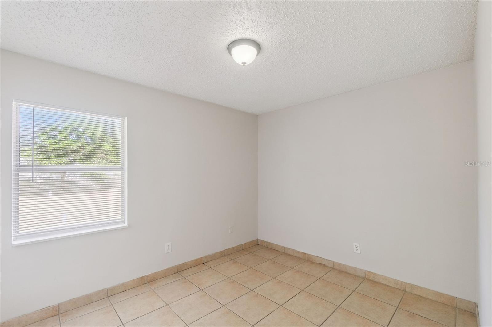 Image 5 of 10 For 2853 Sanford Avenue