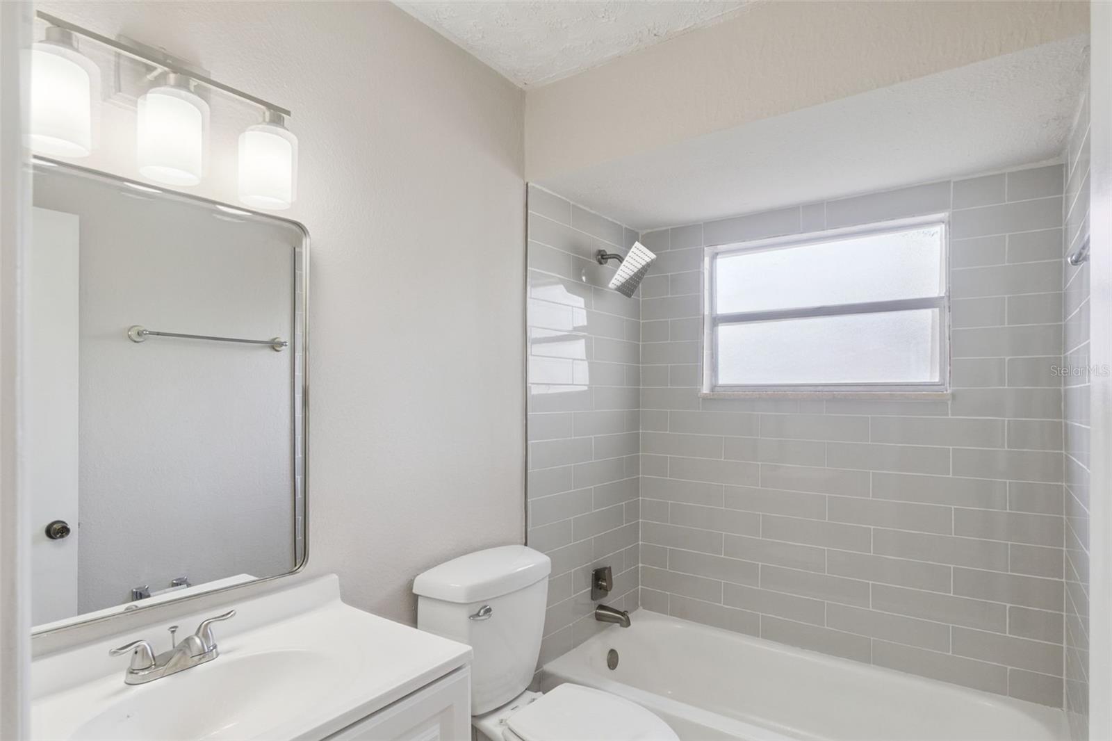 Image 7 of 10 For 2853 Sanford Avenue