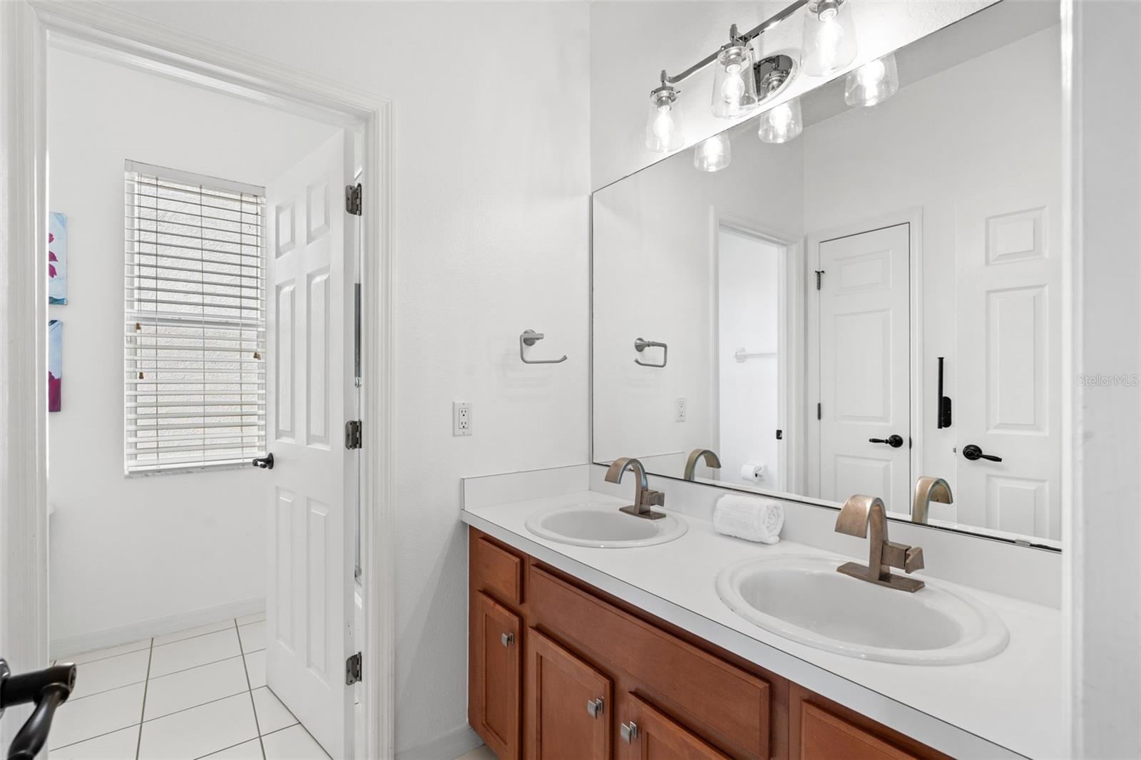 Image 24 of 40 For 201 Burgess Drive