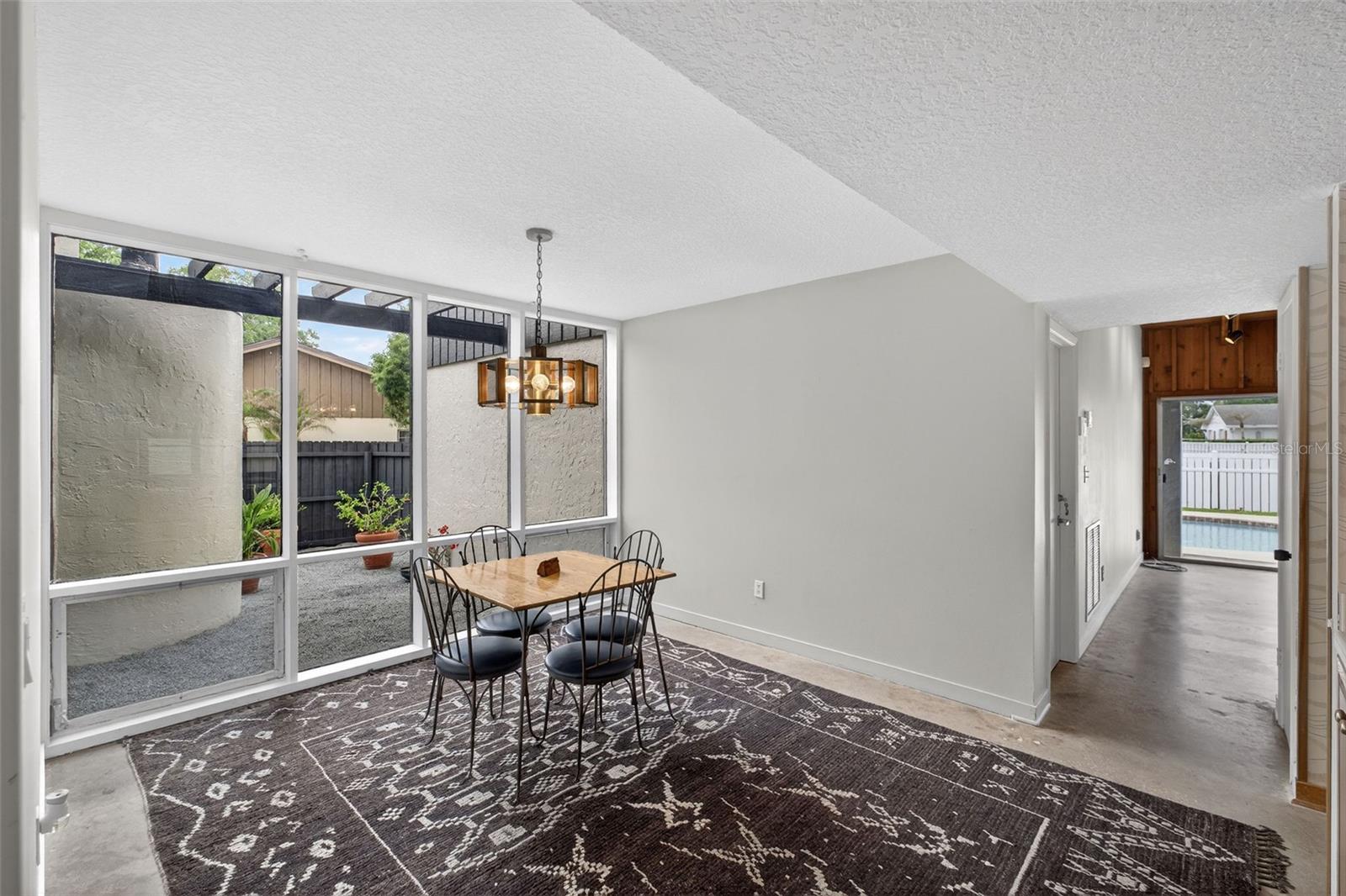 Image 10 of 24 For 2111 Mallard Circle