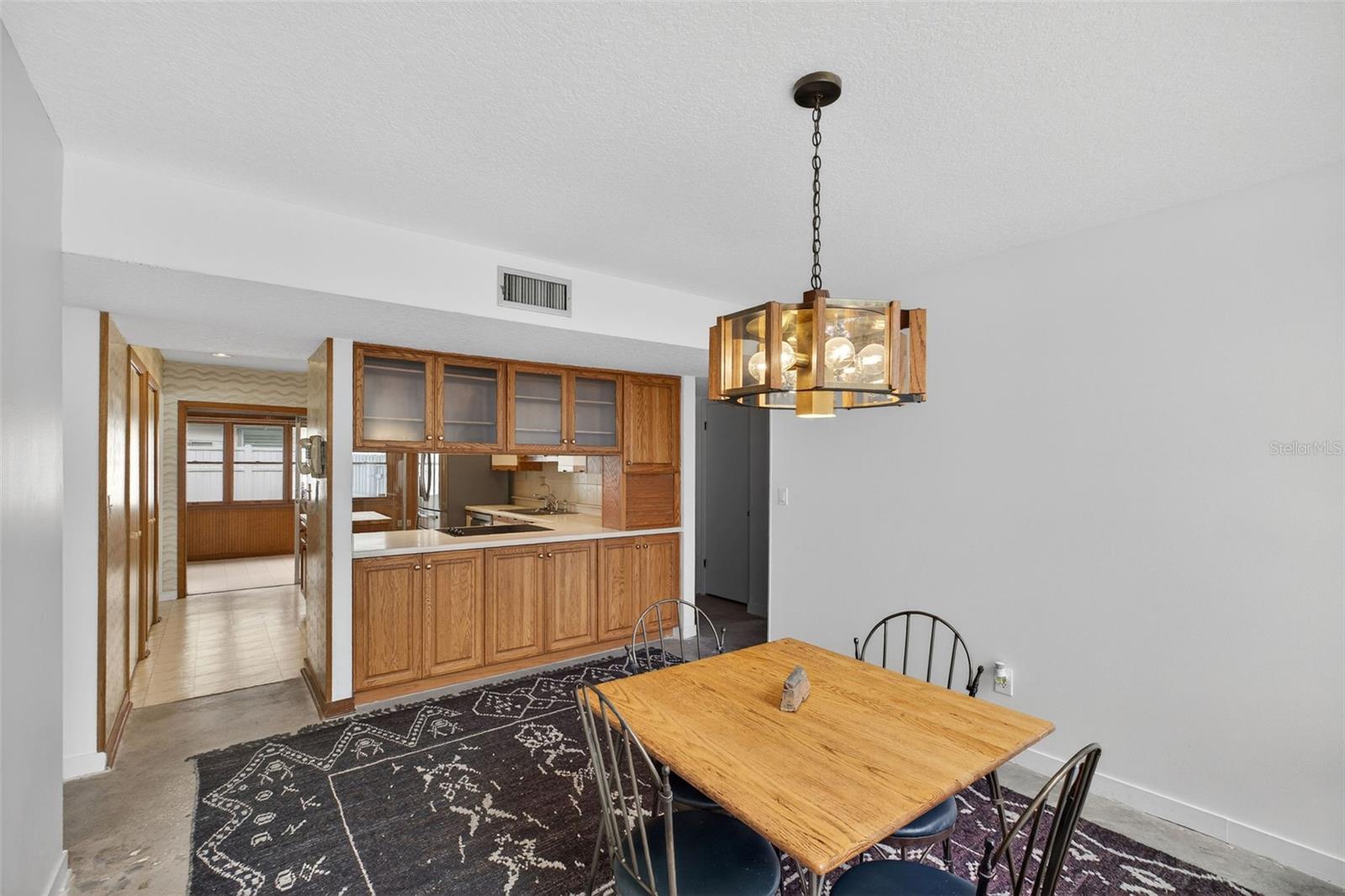 Image 11 of 24 For 2111 Mallard Circle