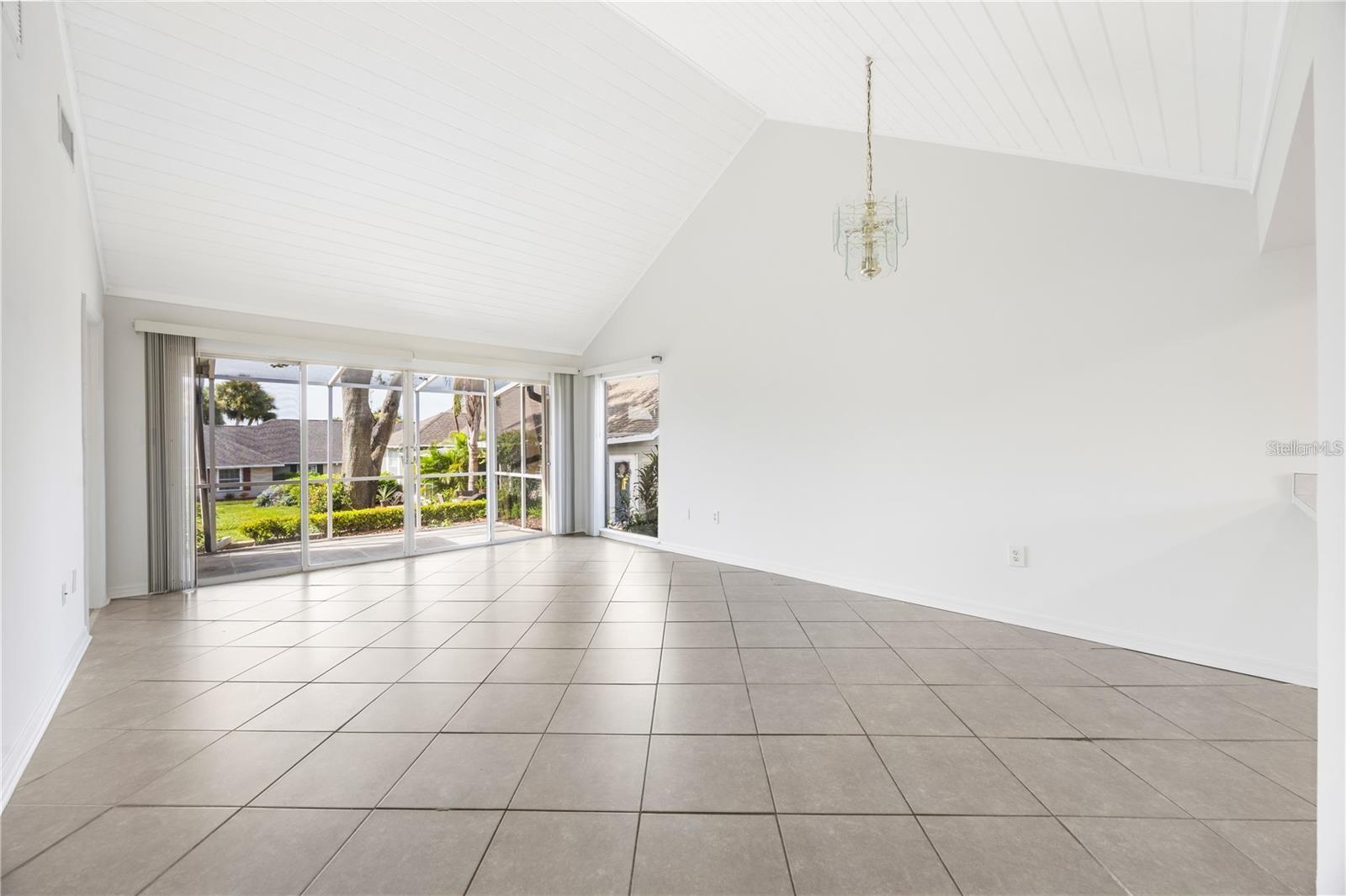 Image 16 of 25 For 1134 Villa Lane 95