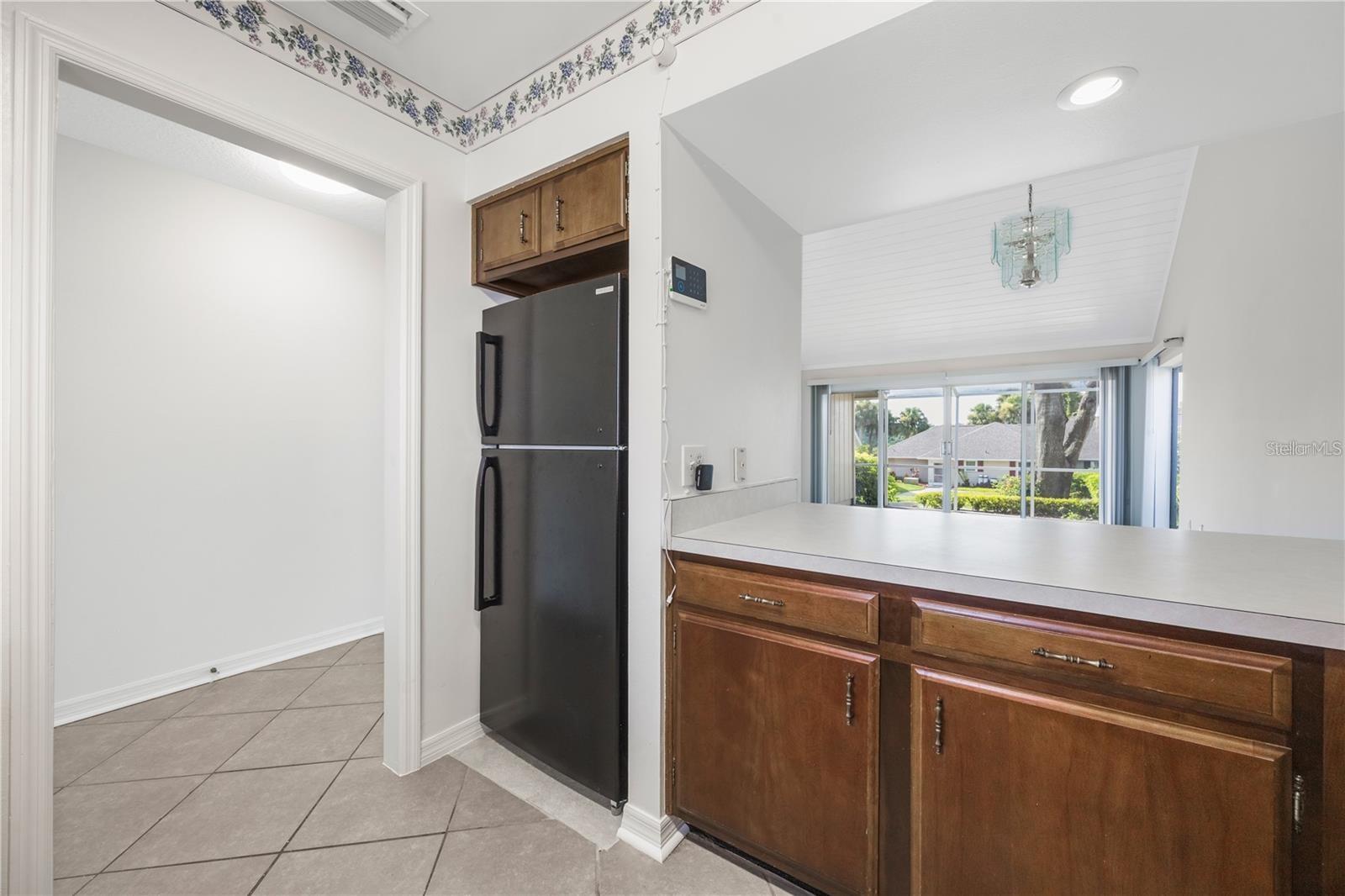 Image 5 of 25 For 1134 Villa Lane 95