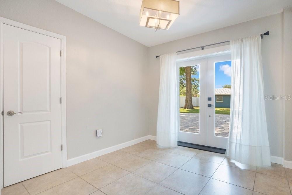 Image 21 of 42 For 1822 Yorkshire Drive