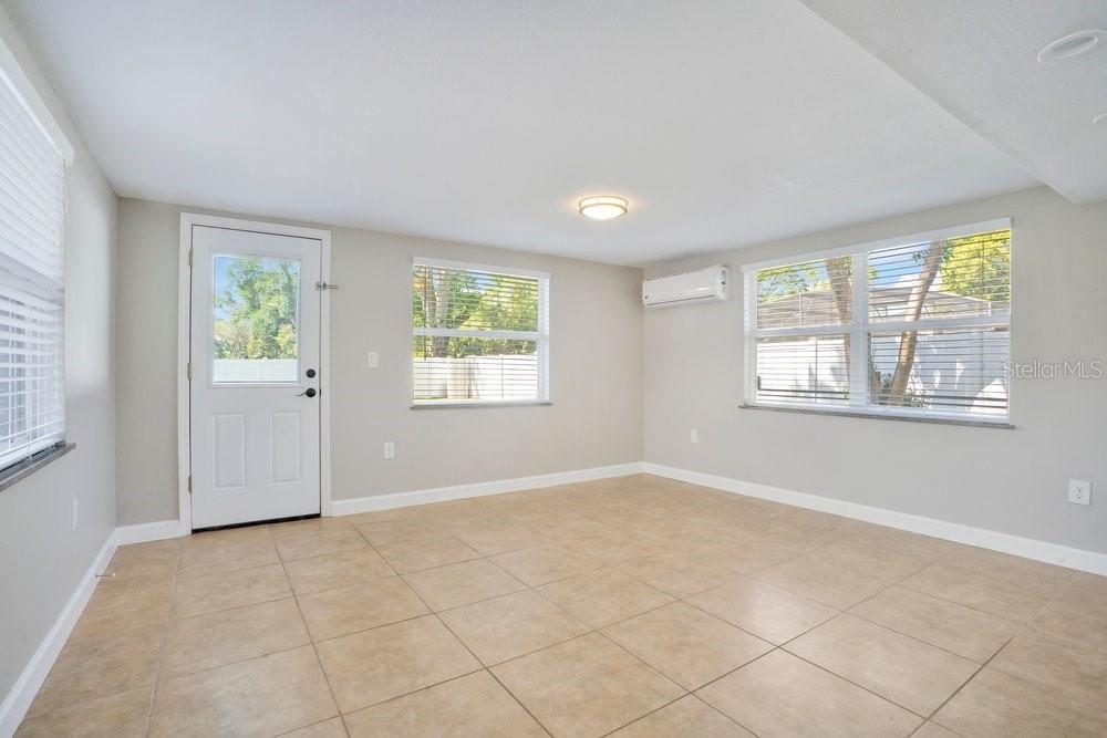 Image 31 of 42 For 1822 Yorkshire Drive