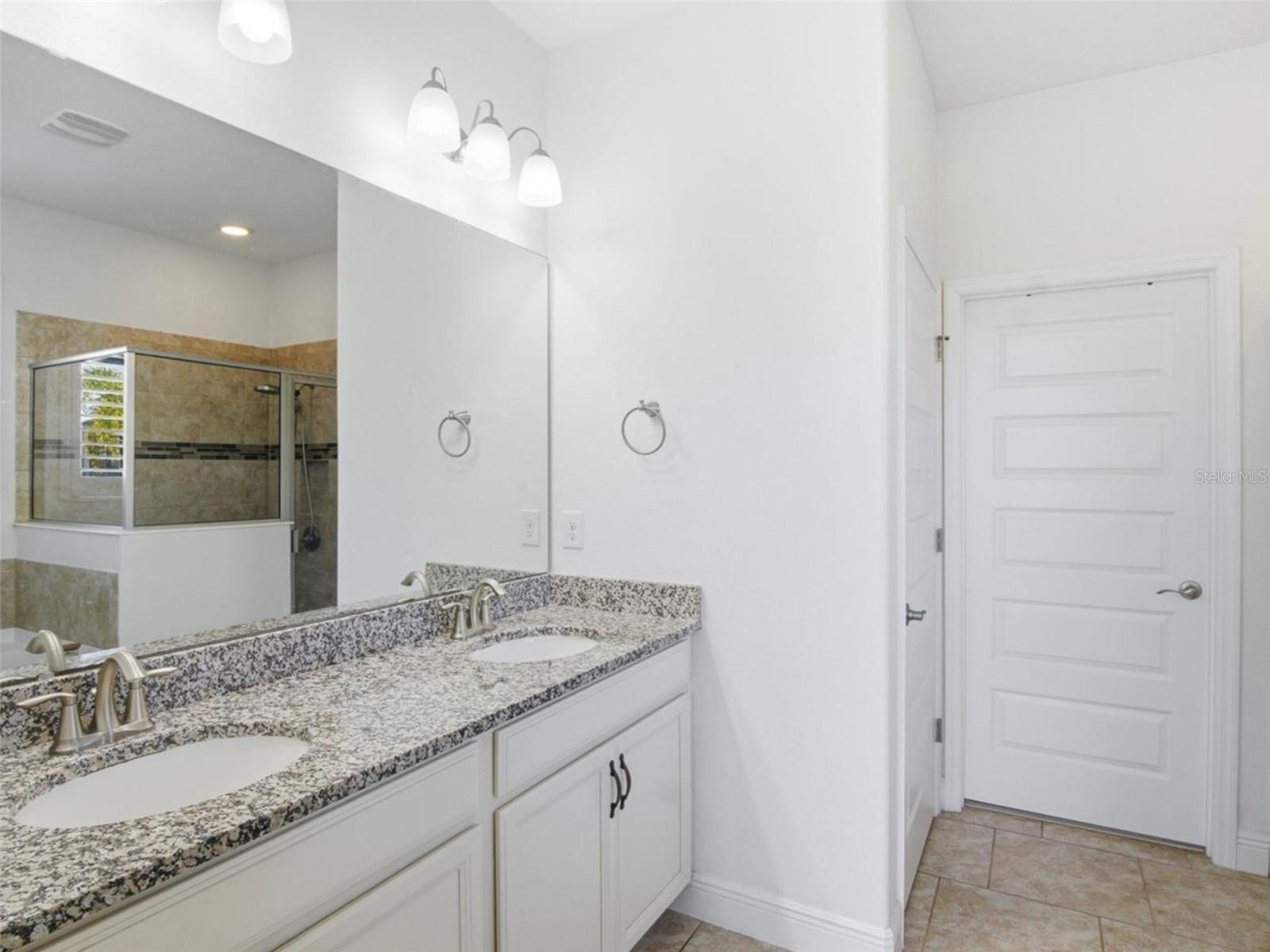 Image 10 of 23 For 16226 Rock Coast Drive