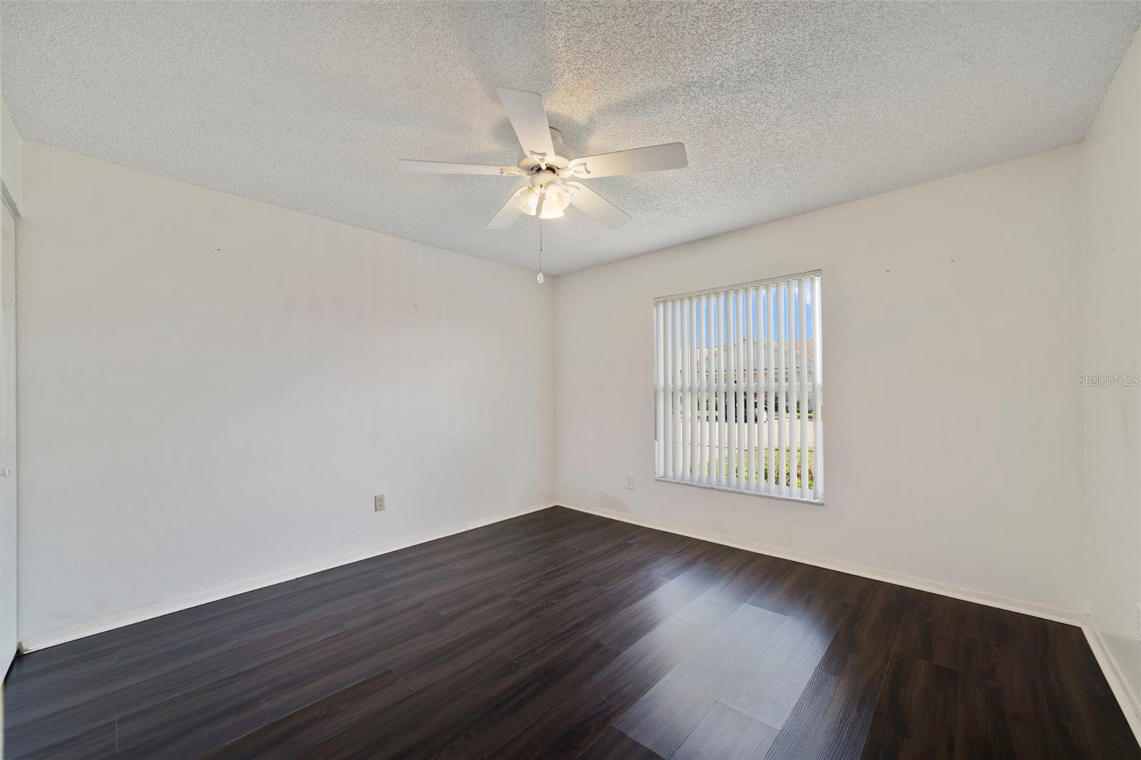 Image 12 of 24 For 67 Country Cove Way