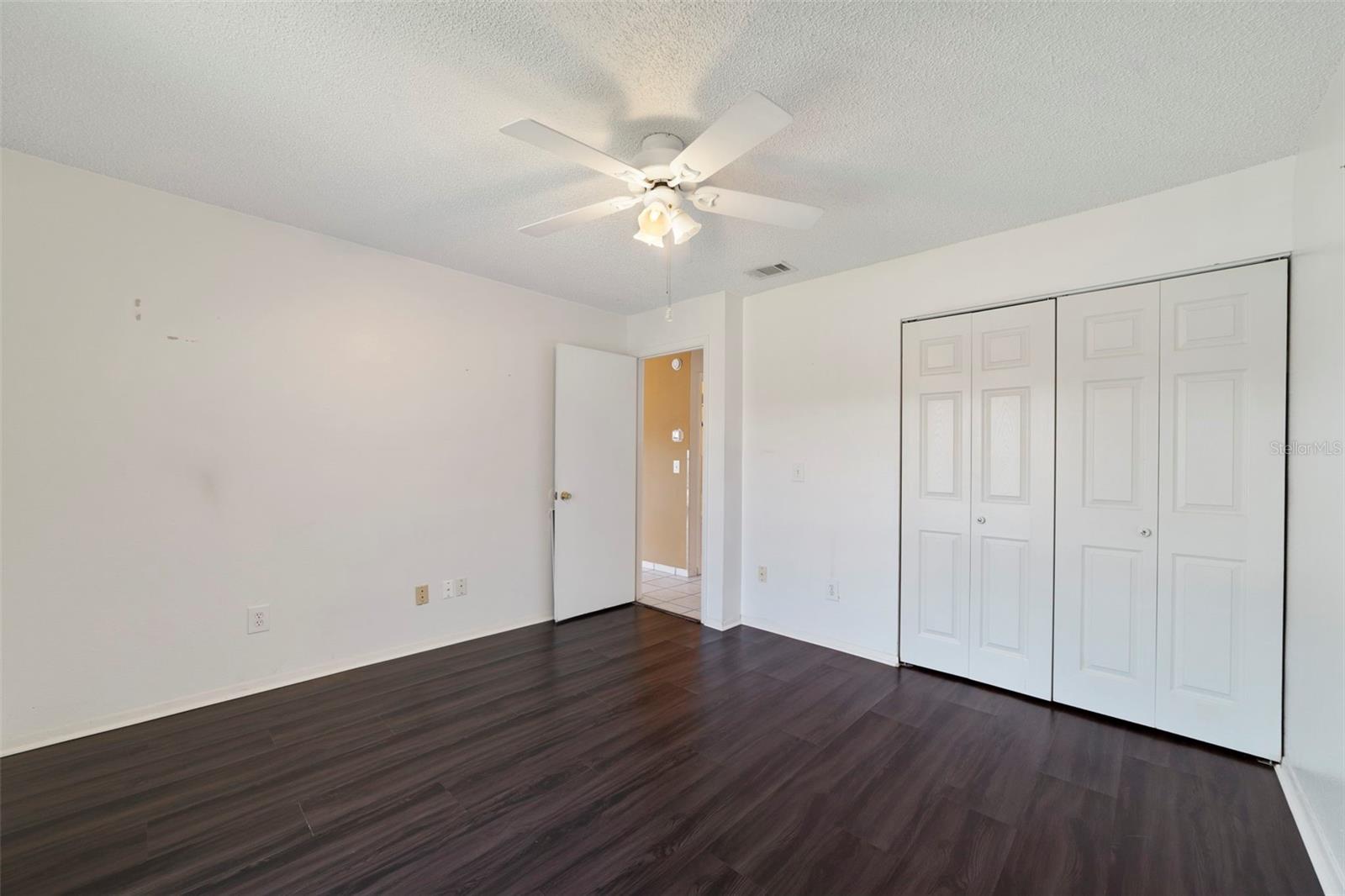 Image 13 of 24 For 67 Country Cove Way