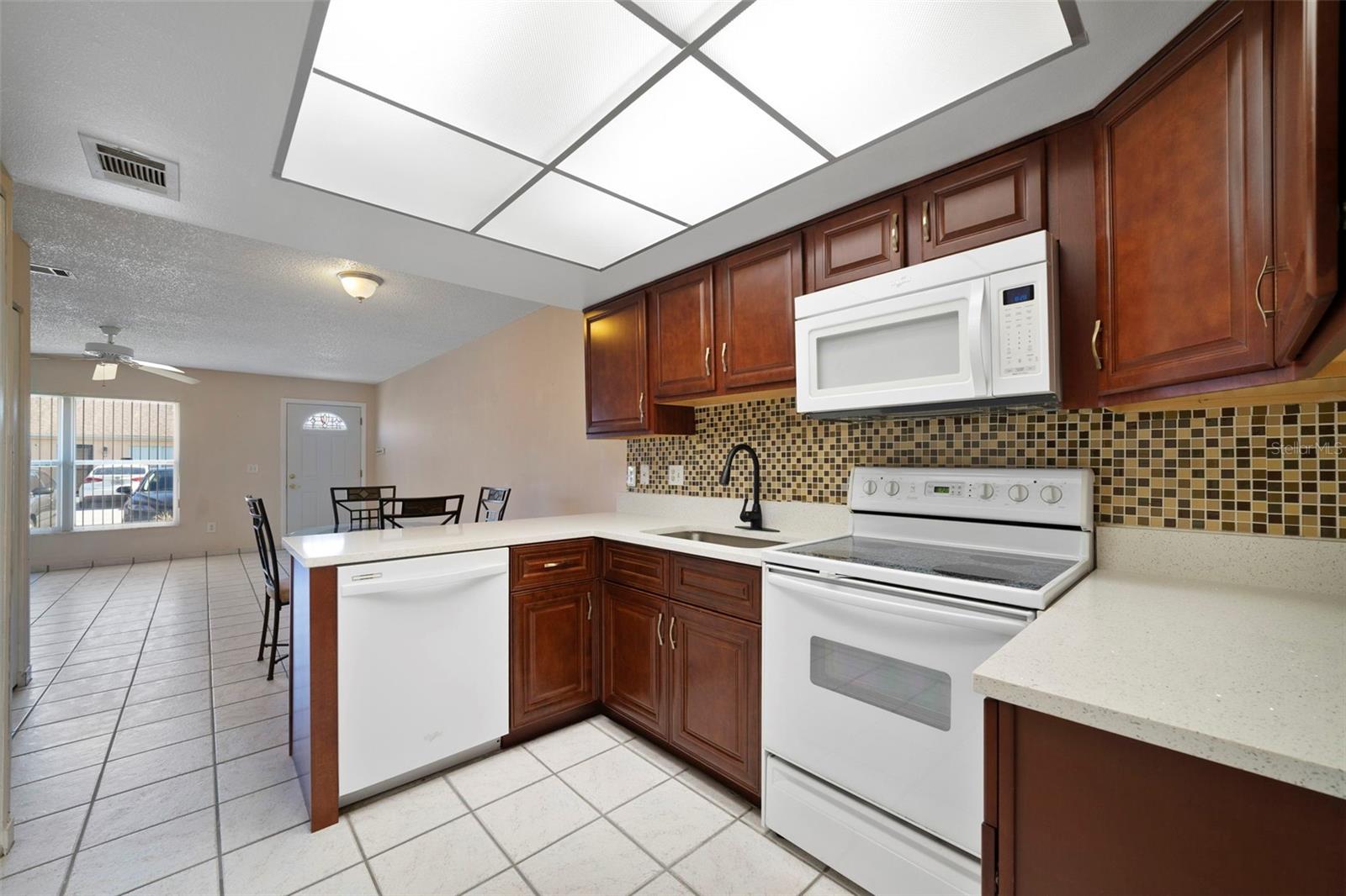 Image 7 of 24 For 67 Country Cove Way
