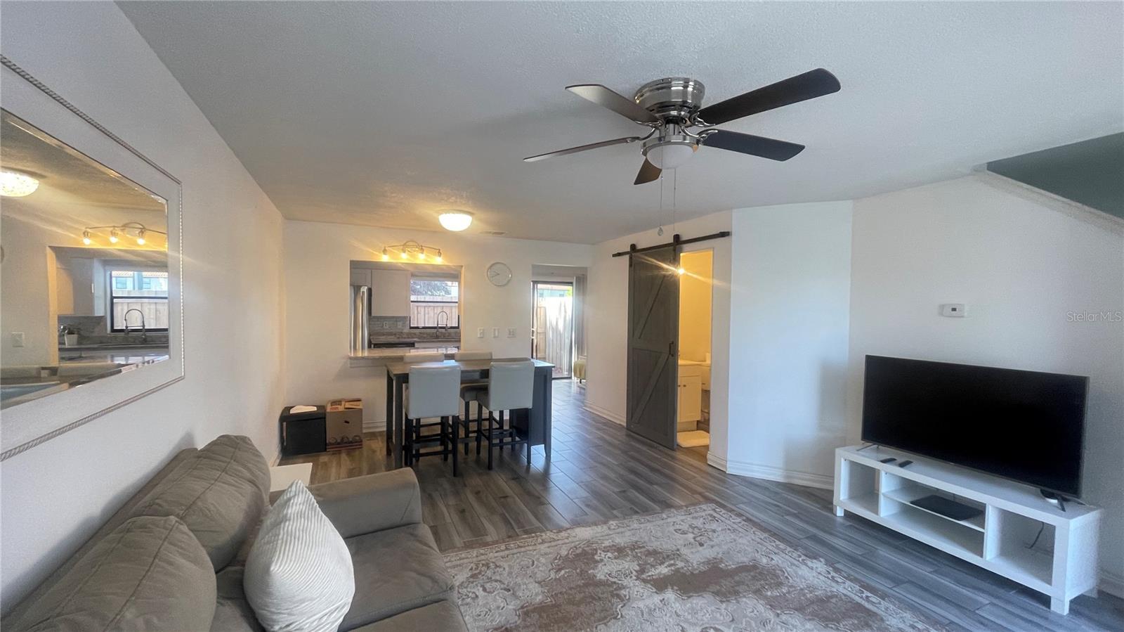 Image 3 of 23 For 1718 Silver Creek Court 102