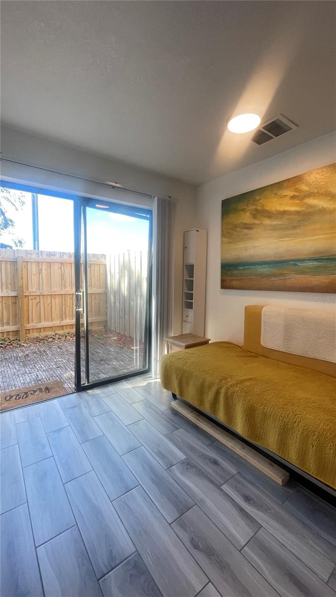 Image 9 of 23 For 1718 Silver Creek Court 102