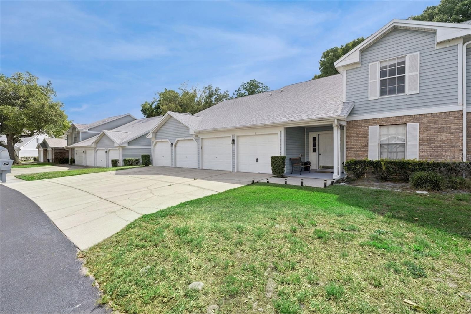 Image 2 of 25 For 5250 Tunbridge Wells Lane 3