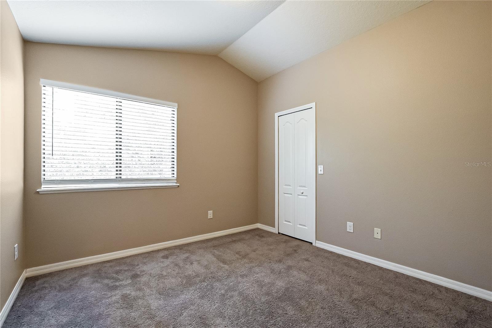 Image 14 of 17 For 1310 Windsor Lake Circle