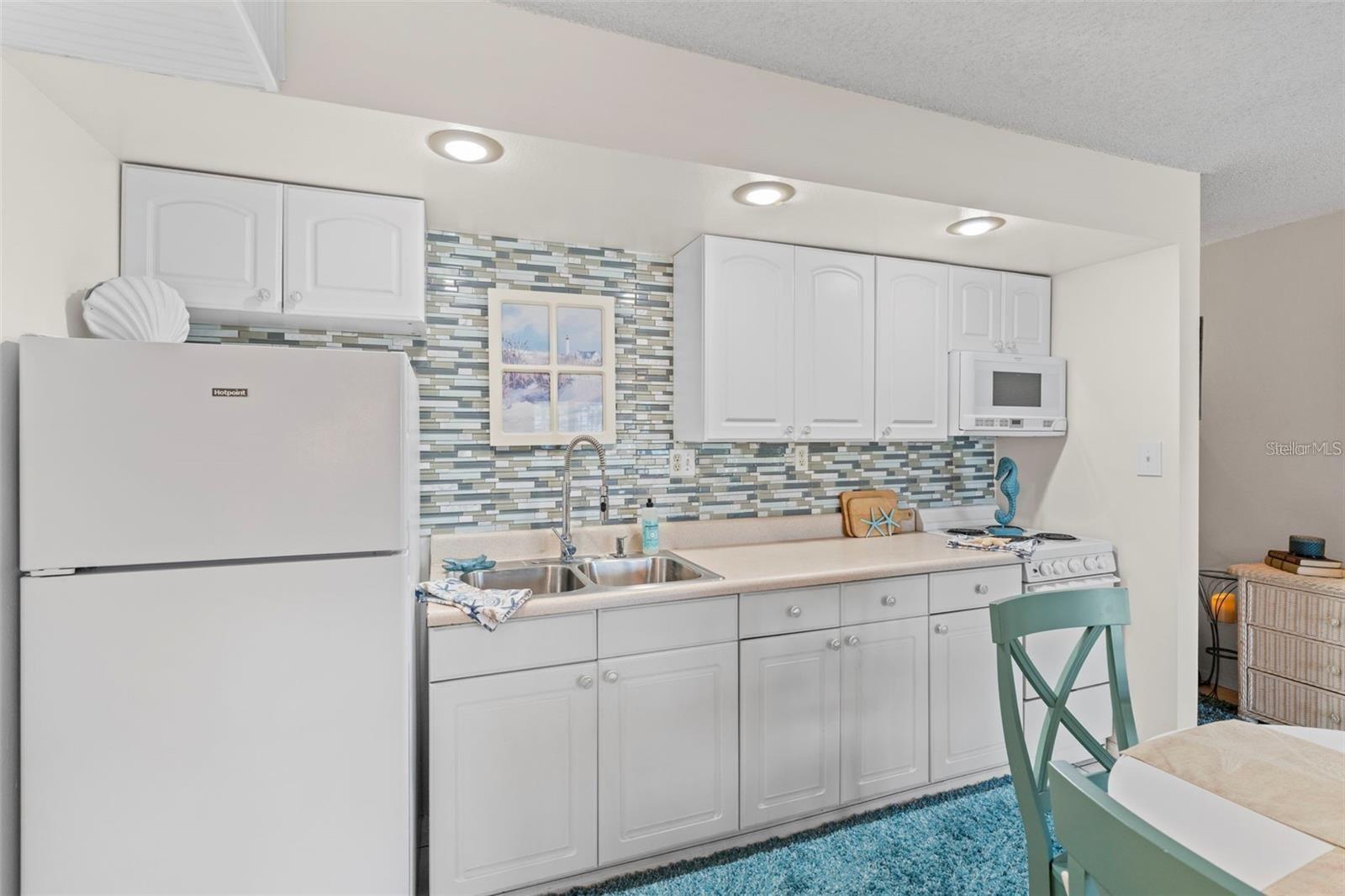 Image 8 of 20 For 3700 Atlantic Avenue 215