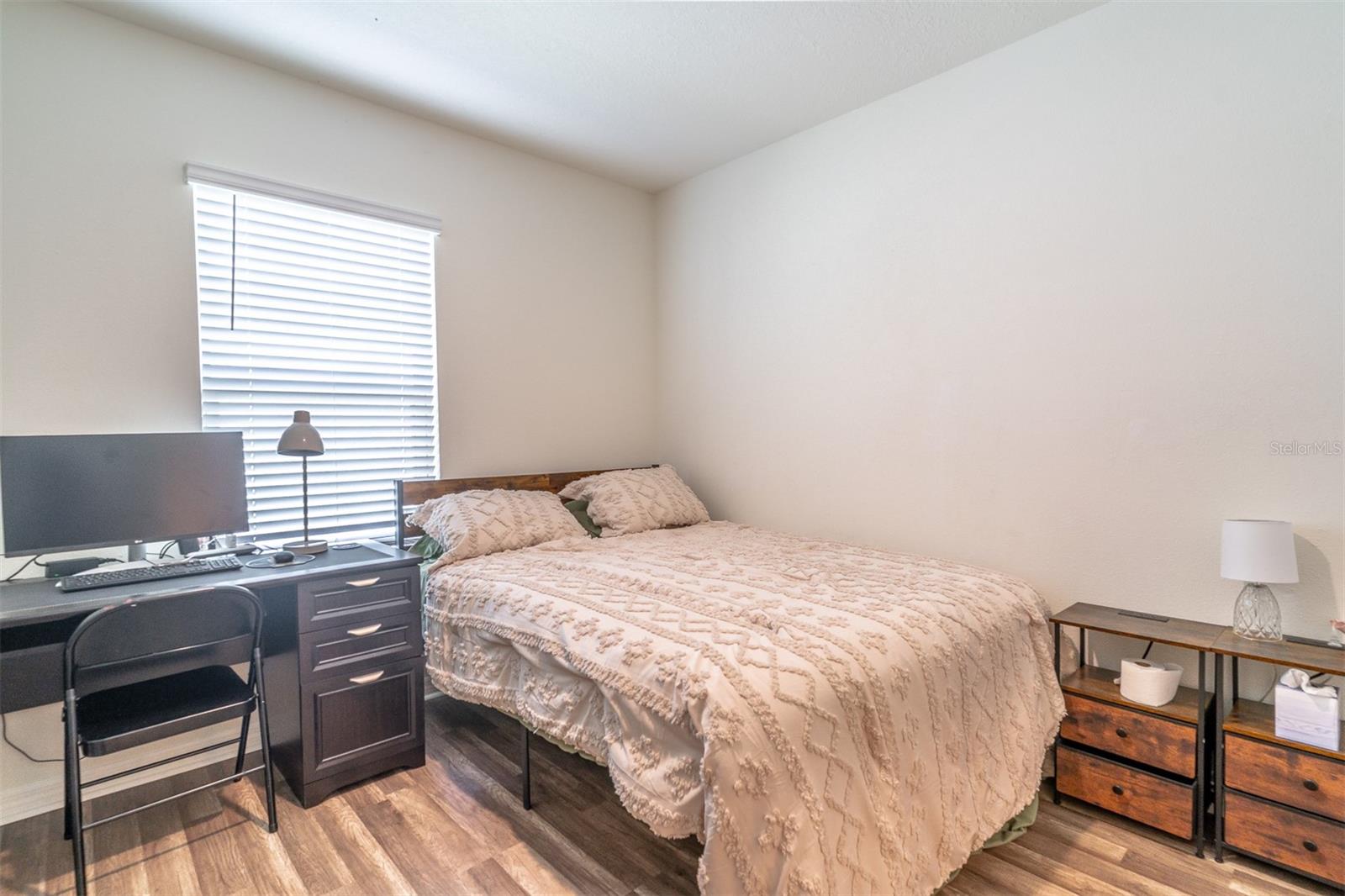 Listing photo id 10 for 1419 Fox Squirrel Drive