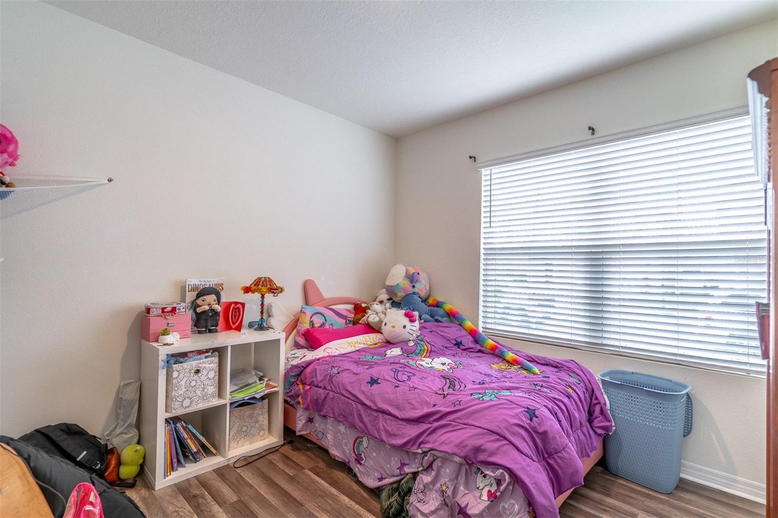 Listing photo id 12 for 1419 Fox Squirrel Drive