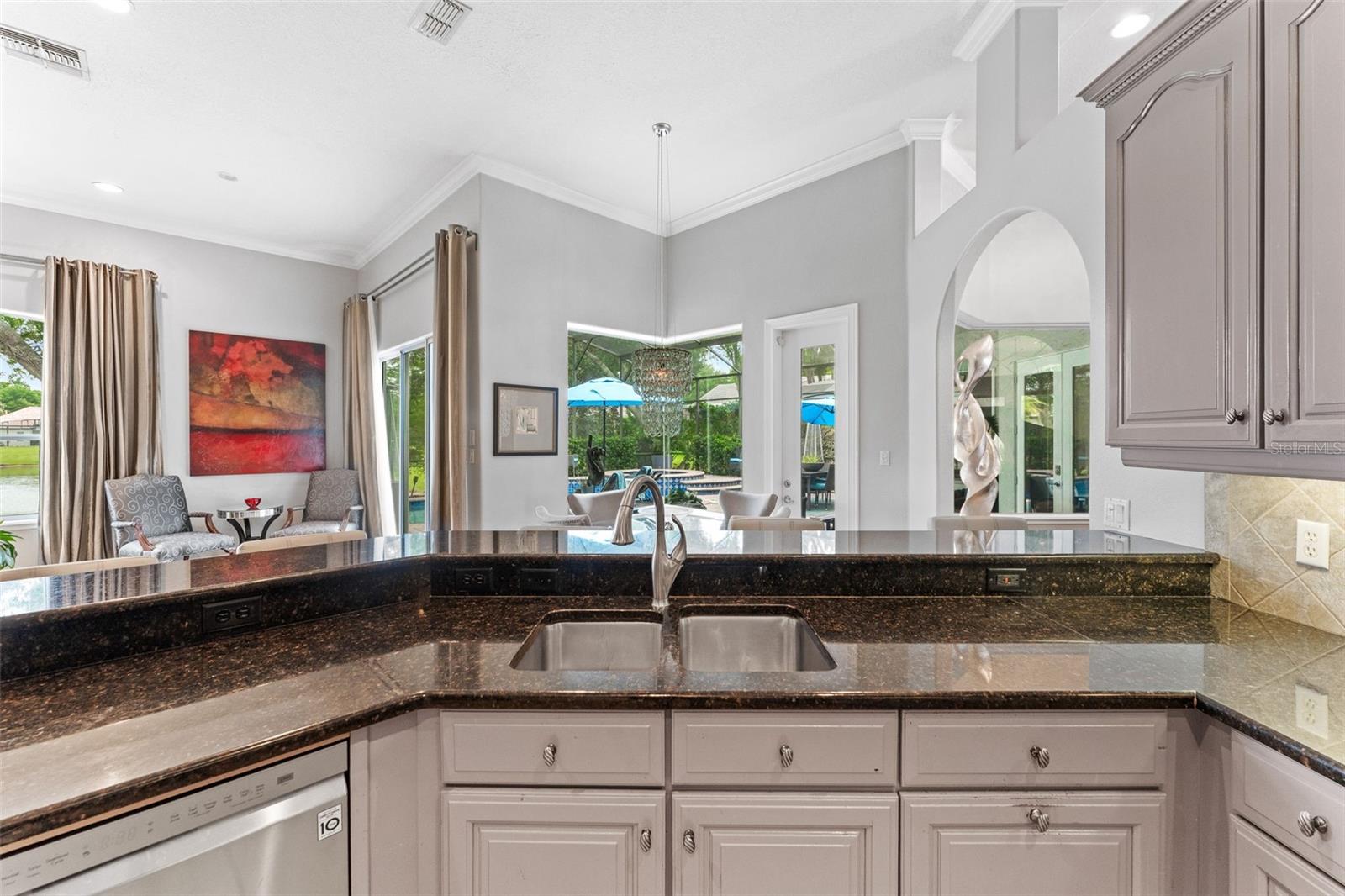 Image 15 of 56 For 1622 Conway Isle Circle