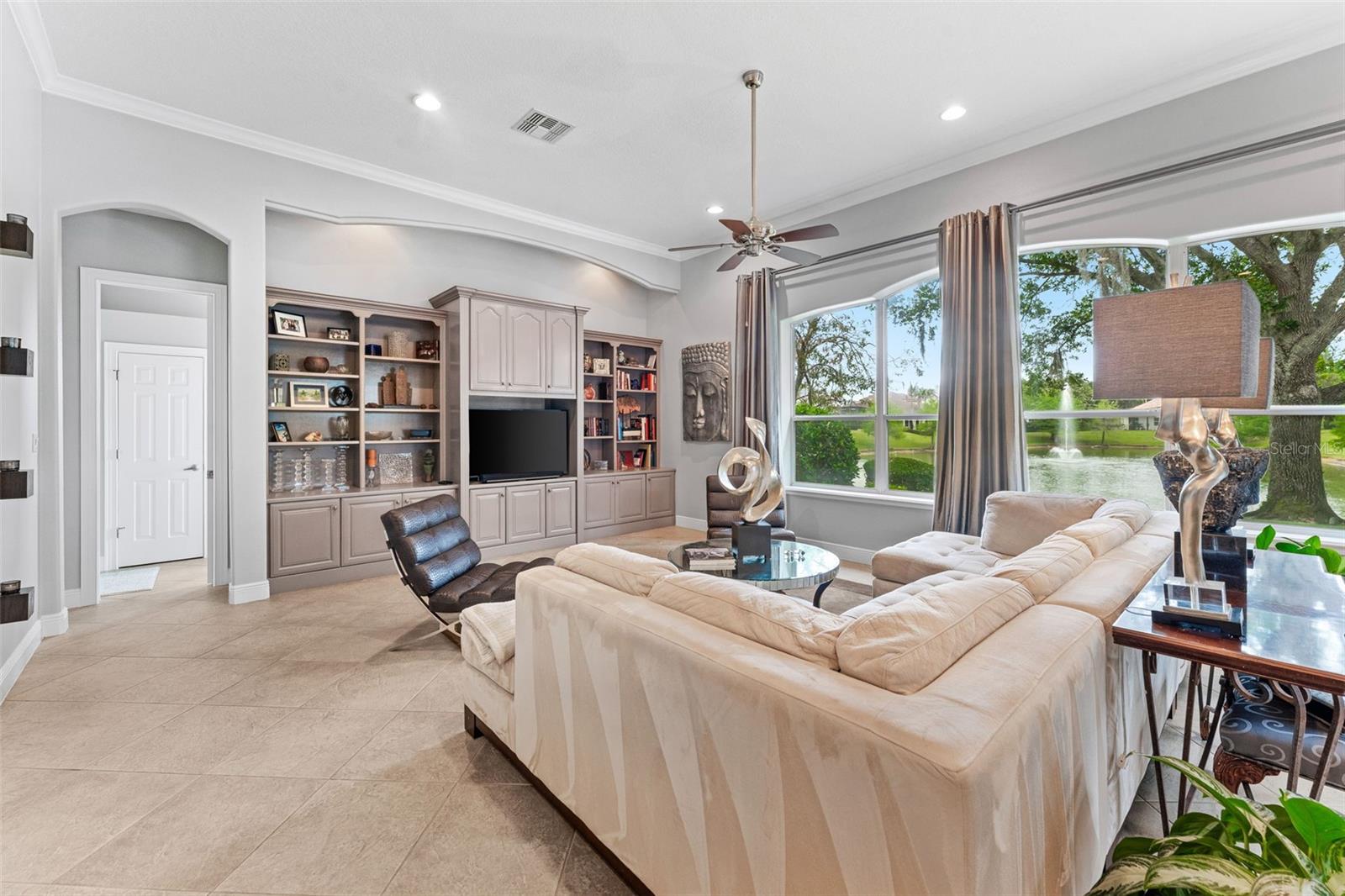 Image 17 of 56 For 1622 Conway Isle Circle