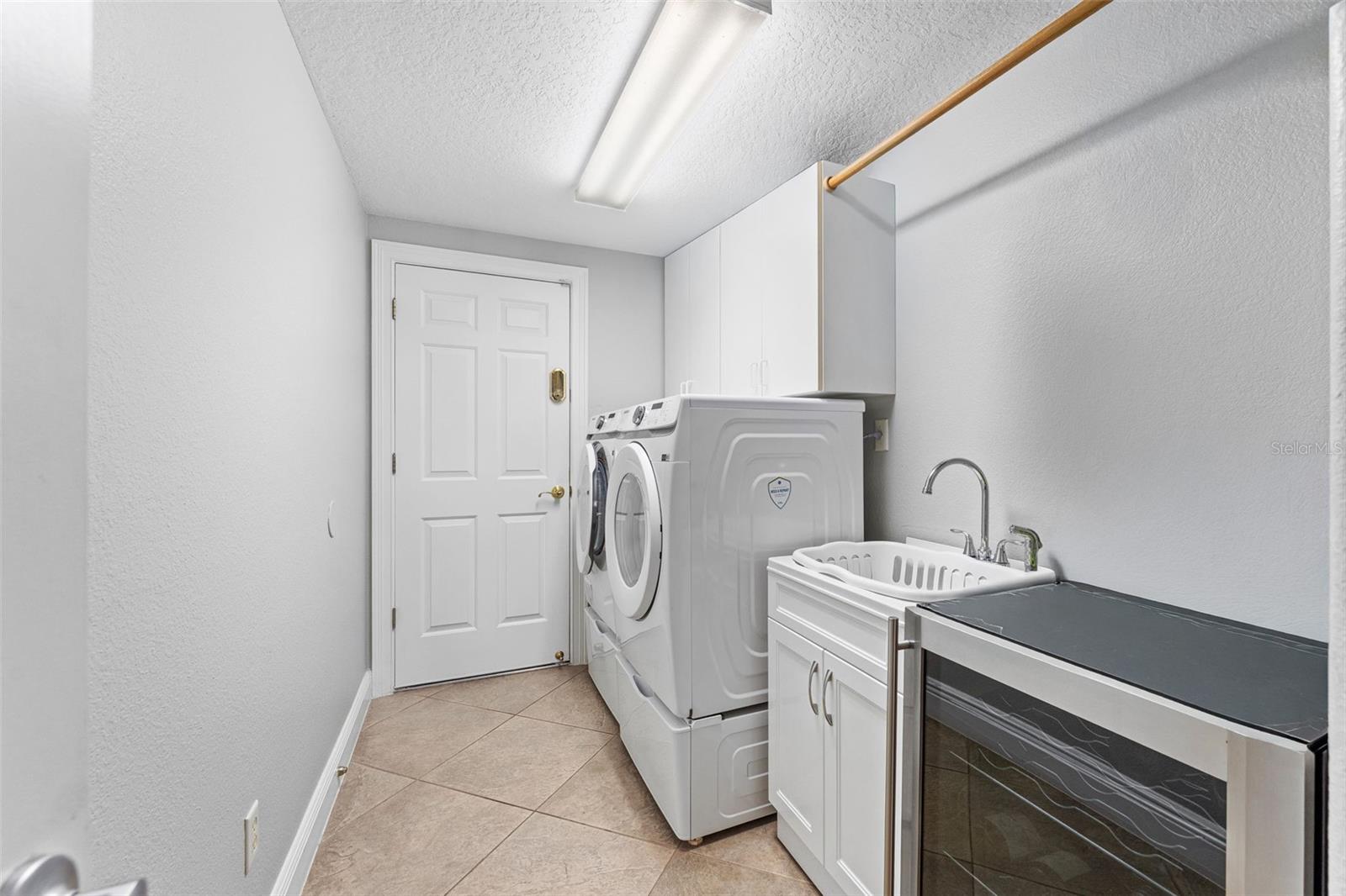 Image 38 of 56 For 1622 Conway Isle Circle