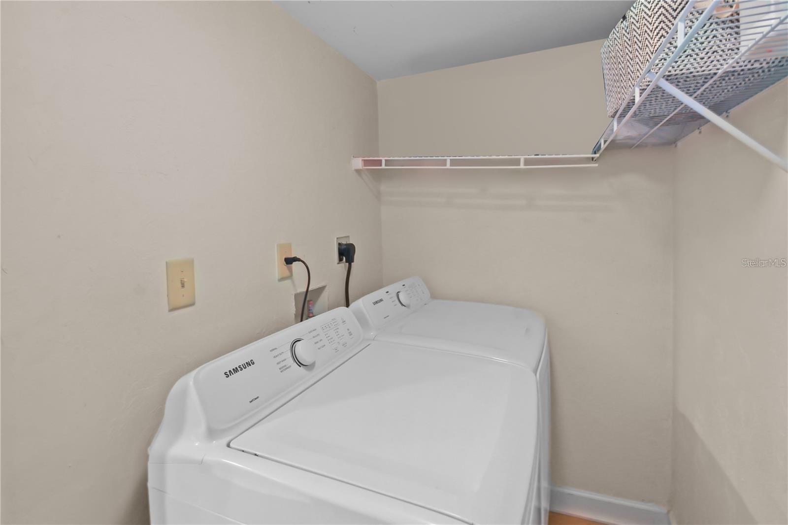 Image 16 of 18 For 3566 Camelot Drive 6