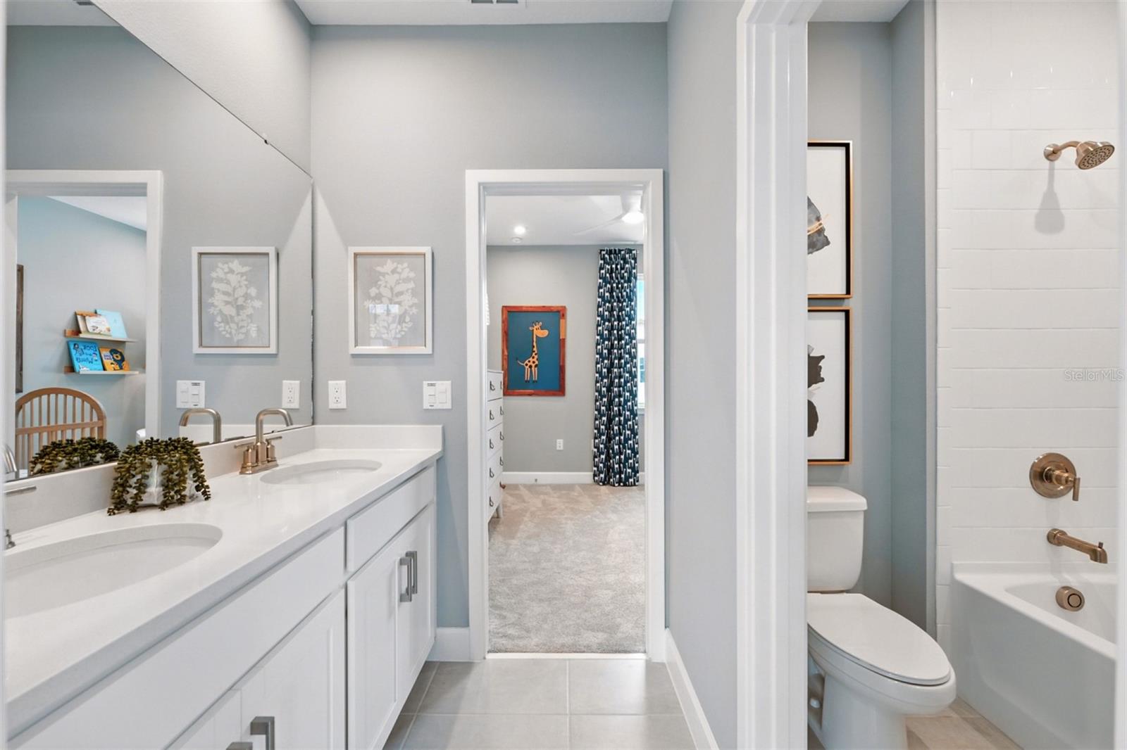 Image 17 of 31 For 1792 Headland Loop