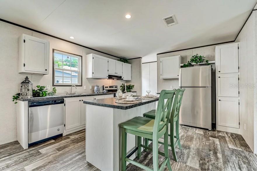 Image 6 of 10 For 3176 74th Terrace