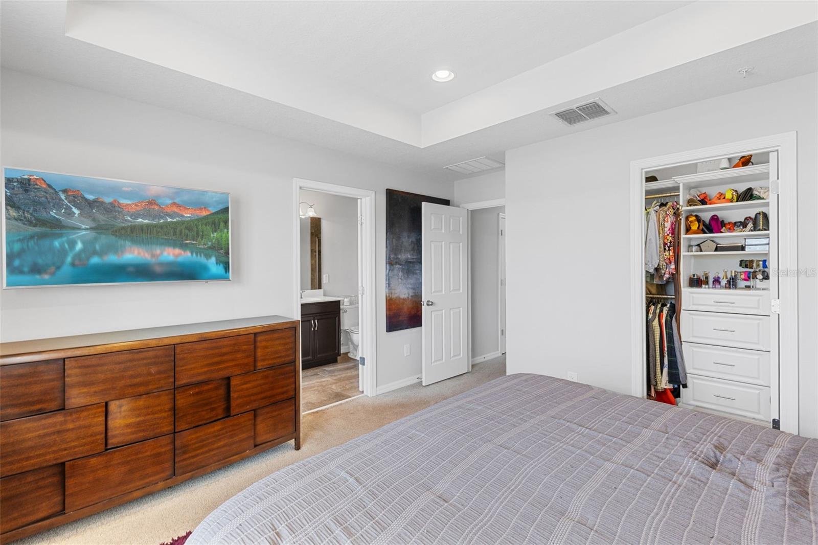 Image 15 of 48 For 8073 Cadman Street
