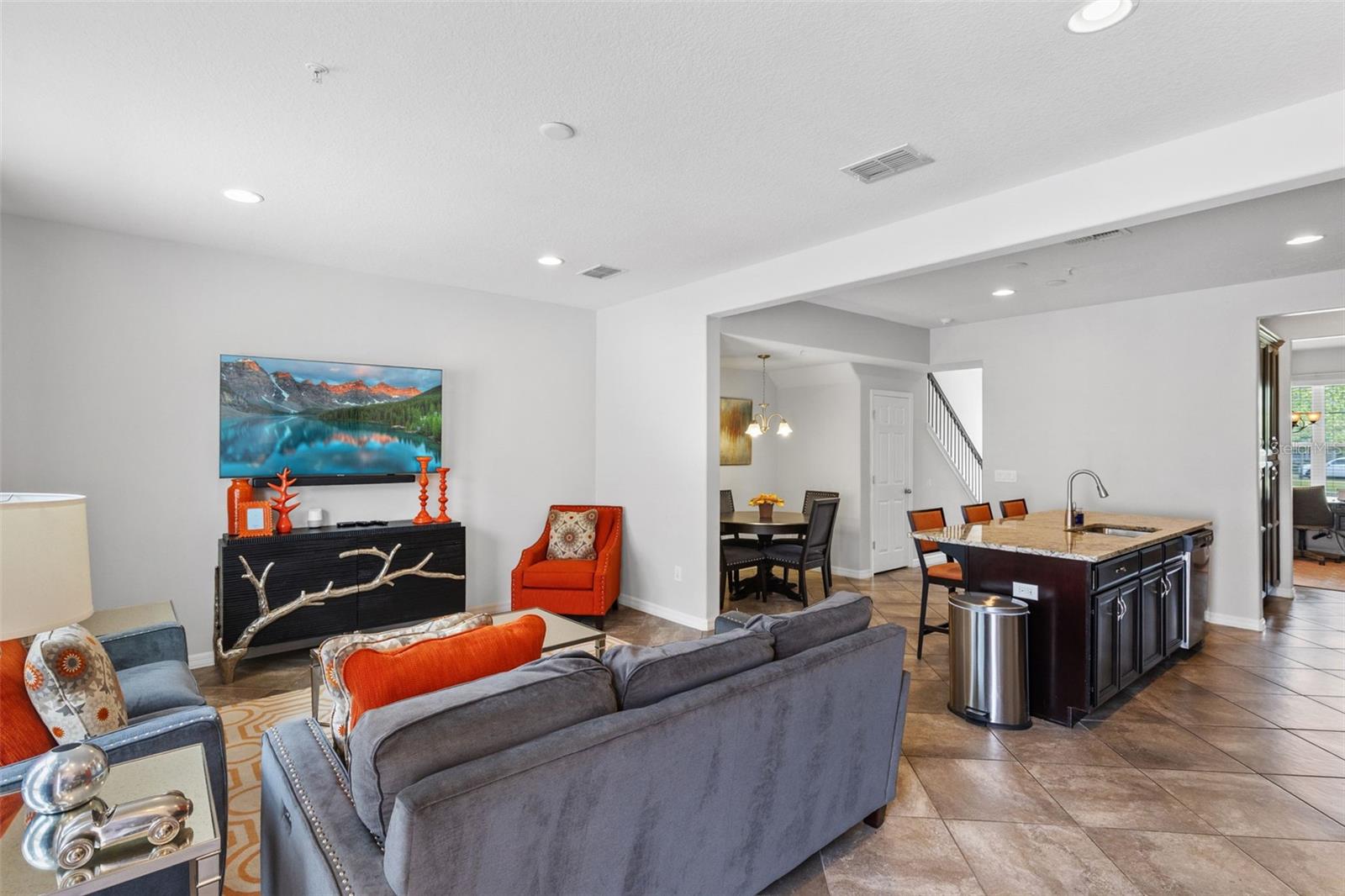 Image 9 of 48 For 8073 Cadman Street