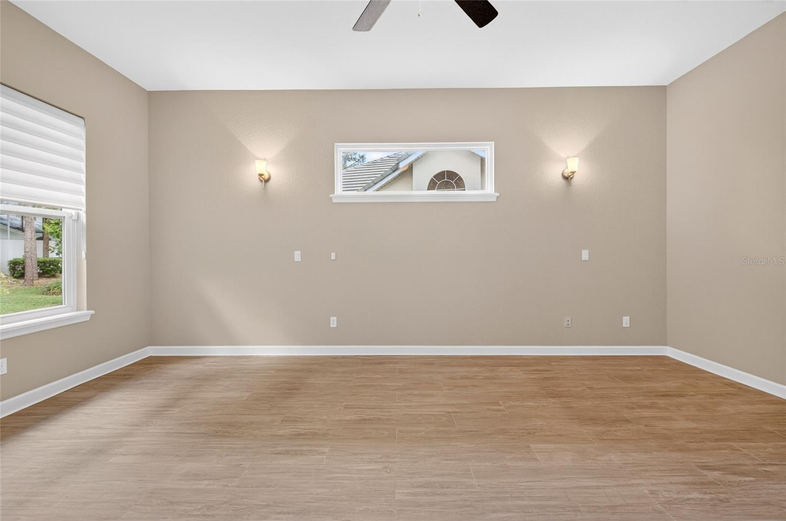 Listing photo id 19 for 8738 Beckingham Place