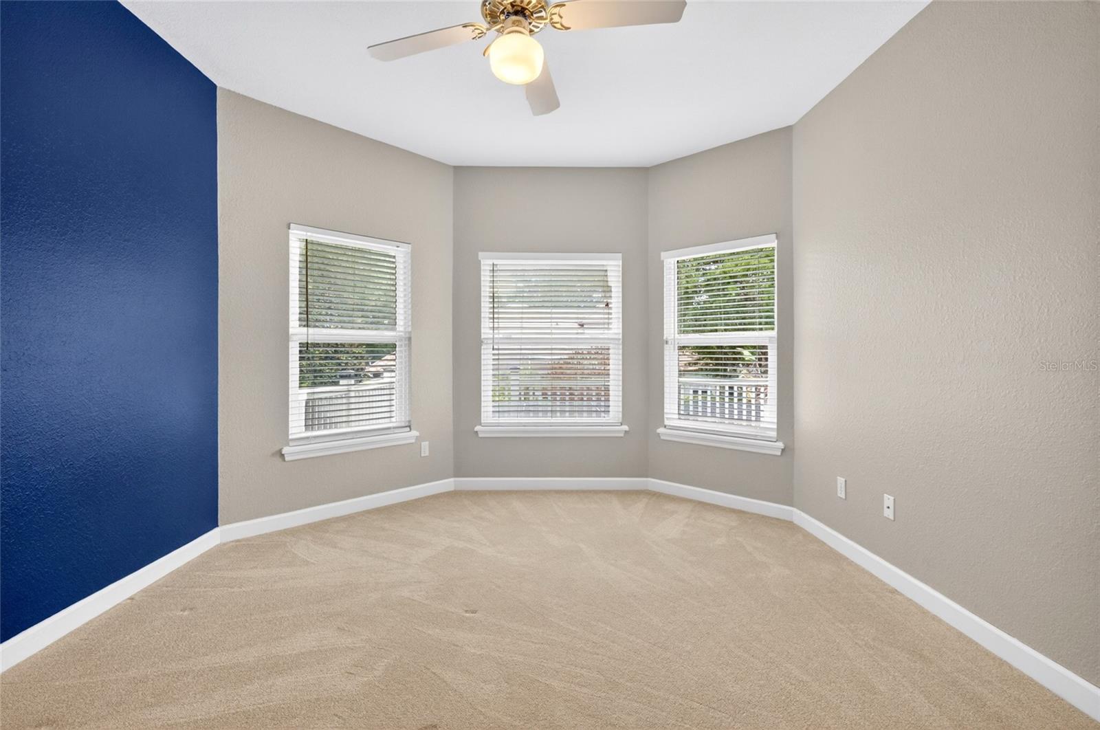 Listing photo id 41 for 8738 Beckingham Place