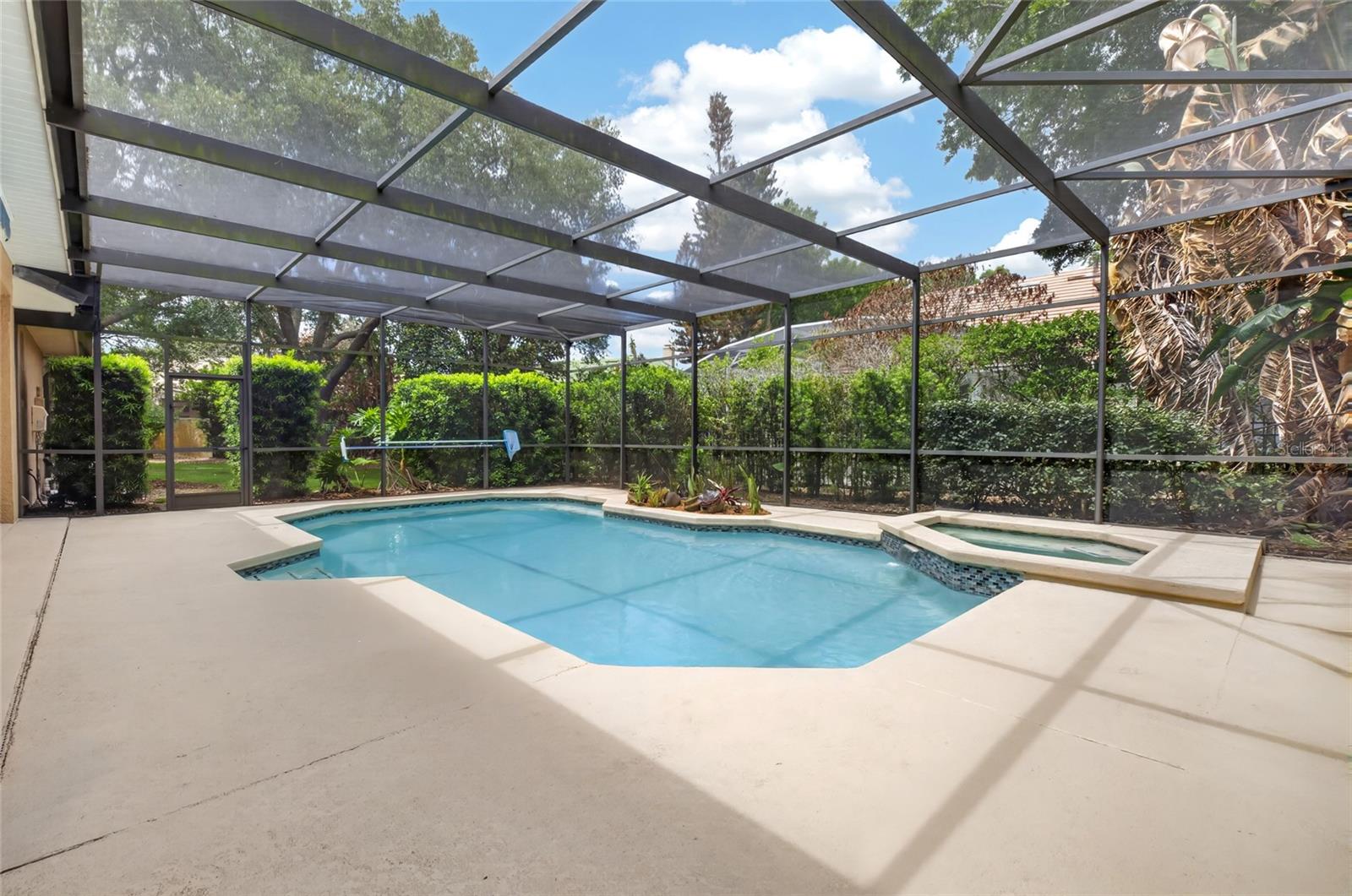 Listing photo id 46 for 8738 Beckingham Place