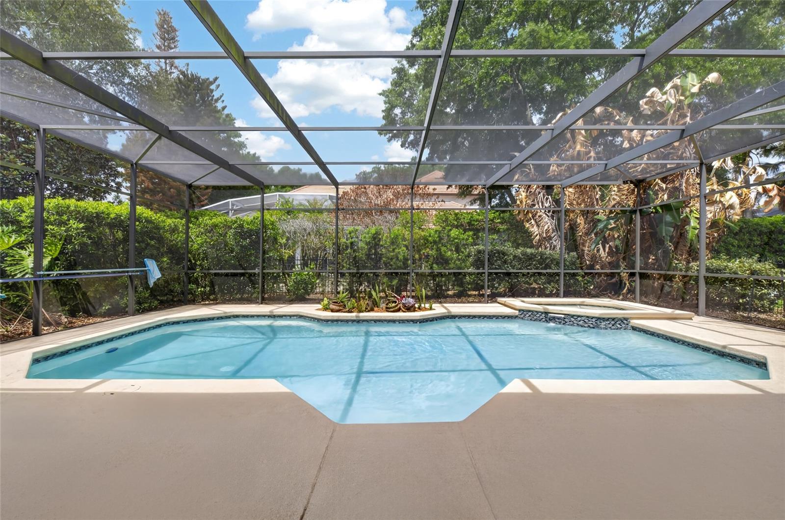 Listing photo id 47 for 8738 Beckingham Place