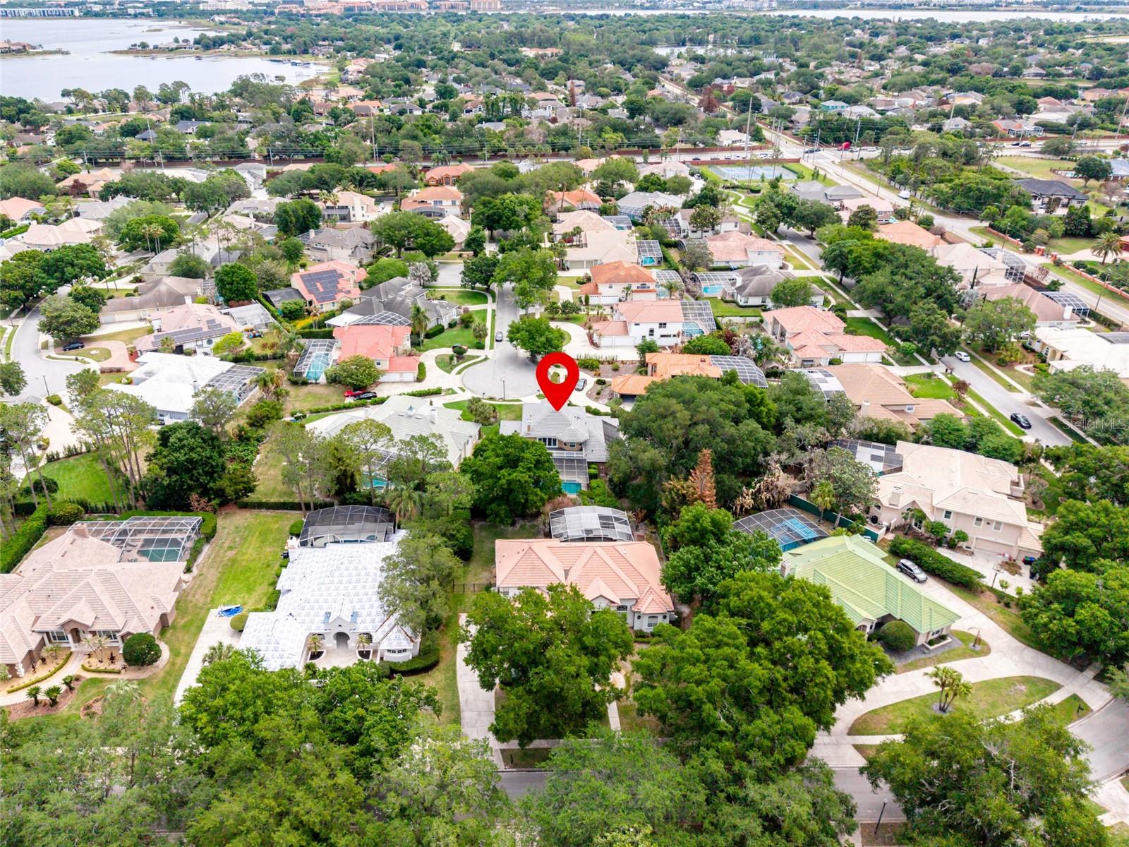 Listing photo id 58 for 8738 Beckingham Place