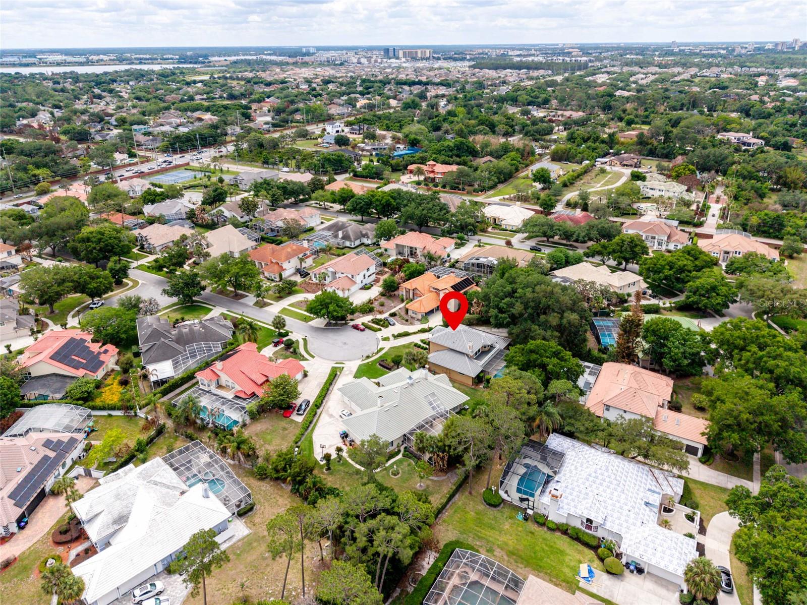 Listing photo id 59 for 8738 Beckingham Place
