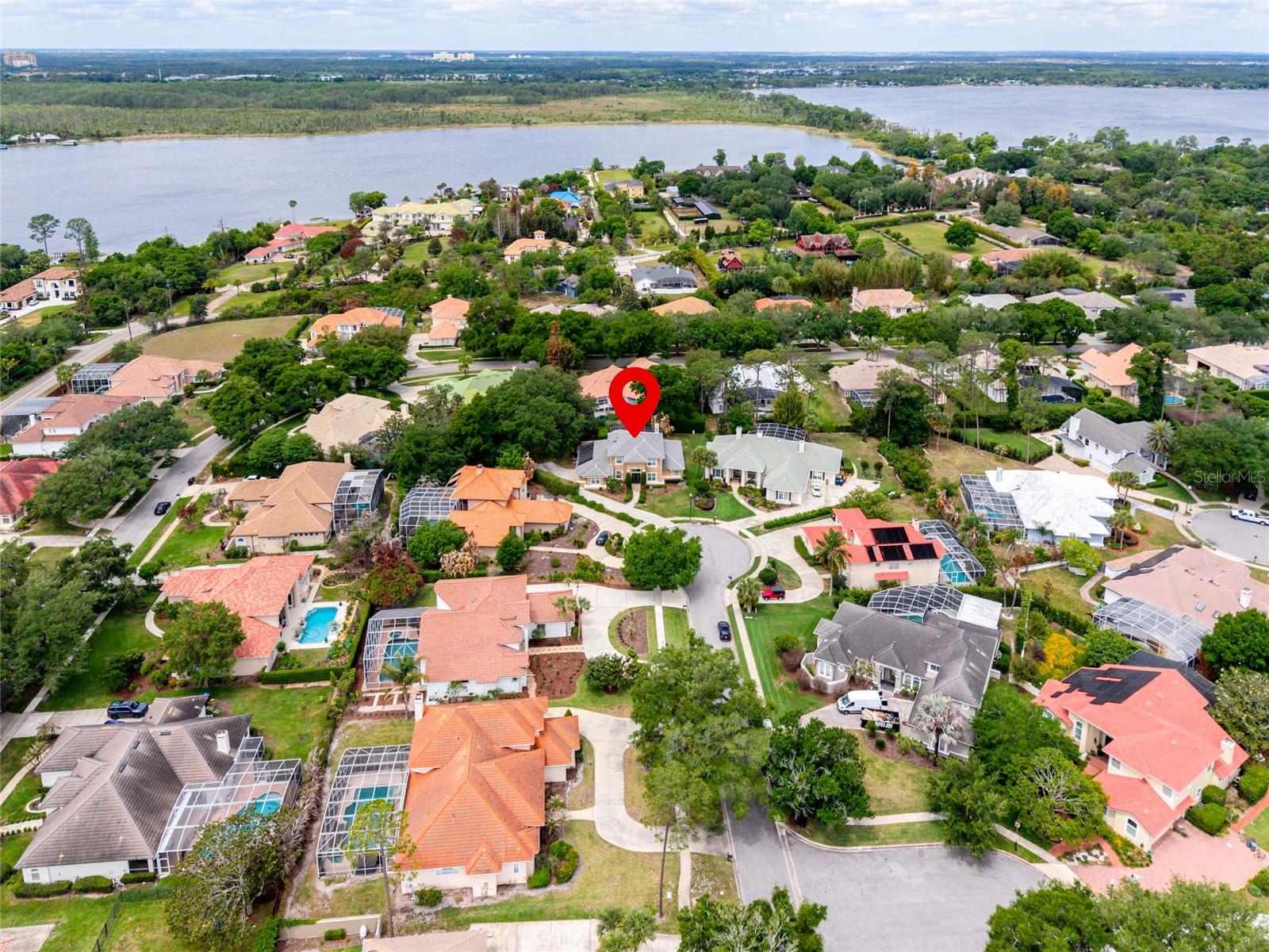 Listing photo id 60 for 8738 Beckingham Place
