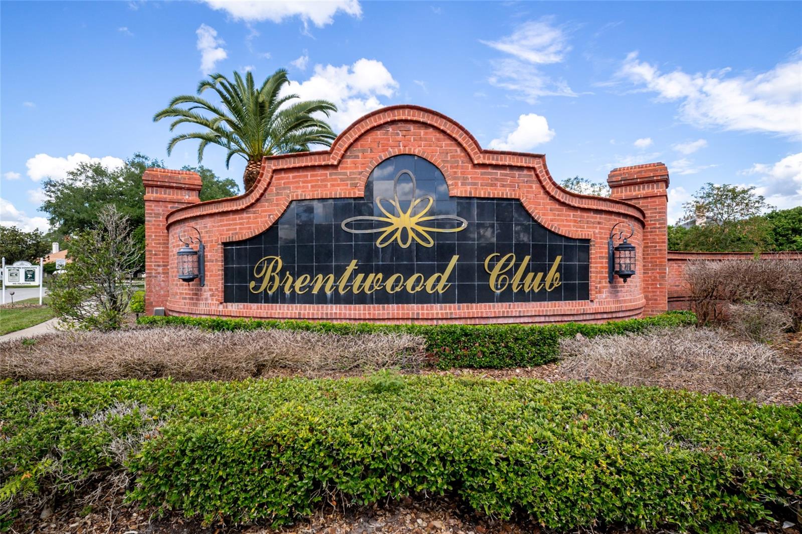 Listing photo id 65 for 8738 Beckingham Place
