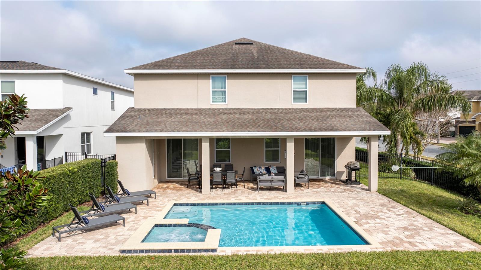 Image 4 of 91 For 7600 Mackinaw Lane