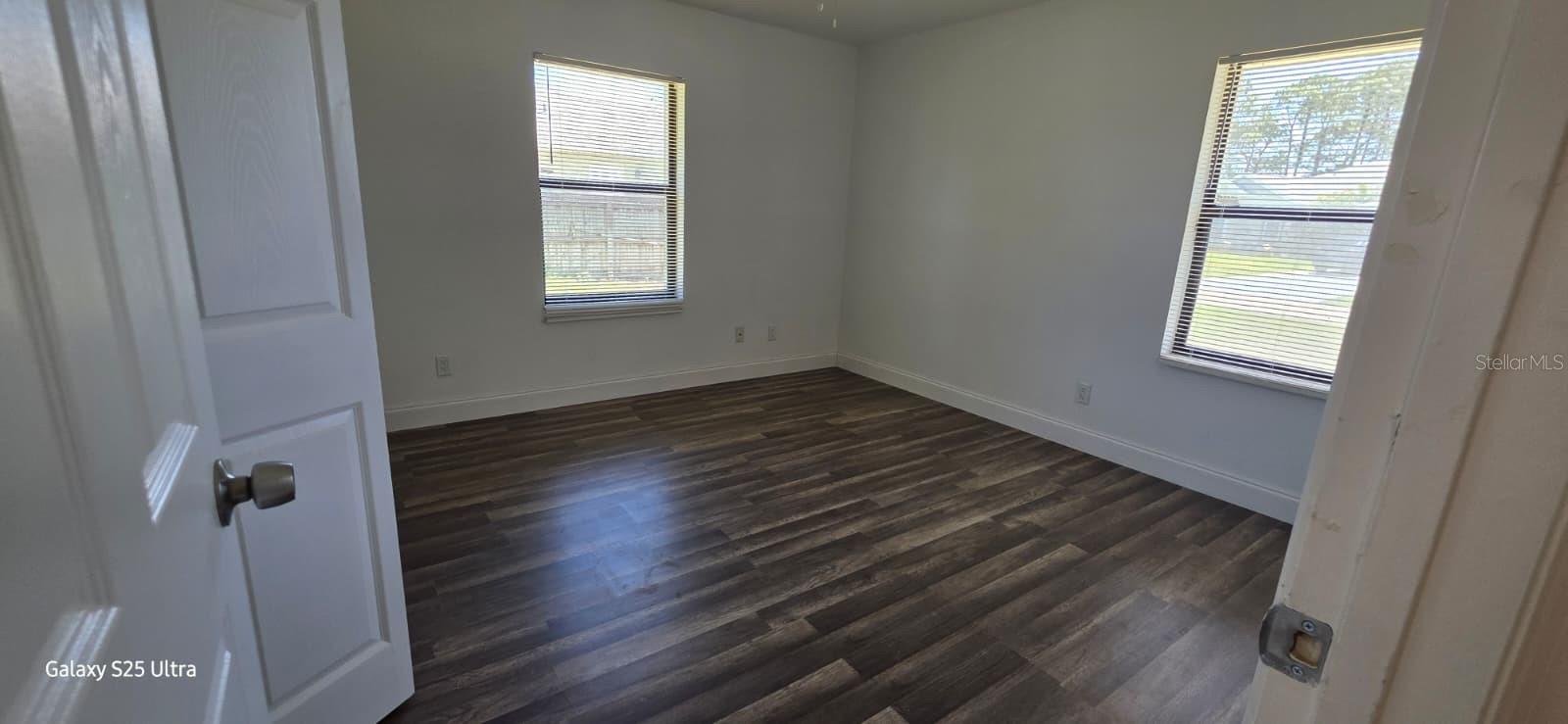 Image 12 of 30 For 121 April Court Se