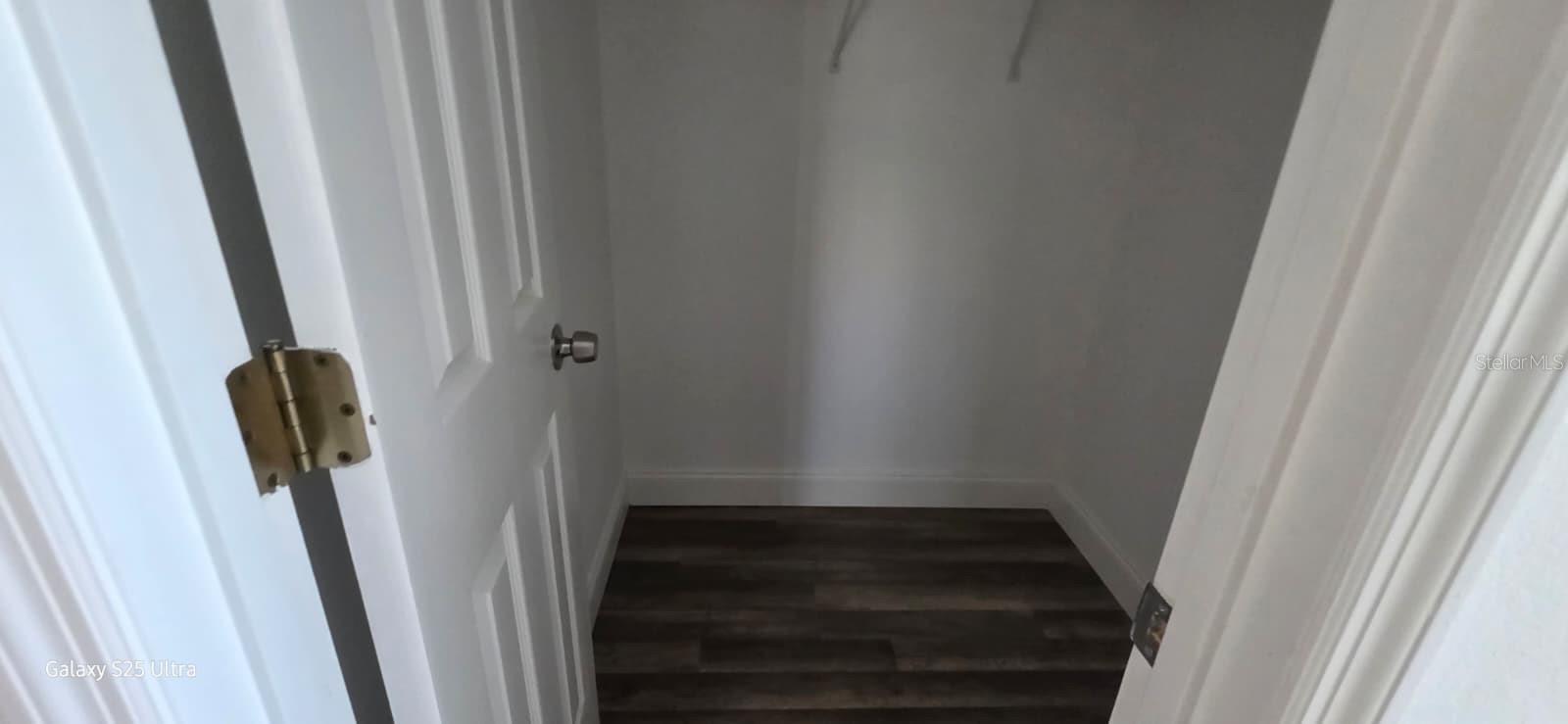 Image 22 of 30 For 121 April Court Se