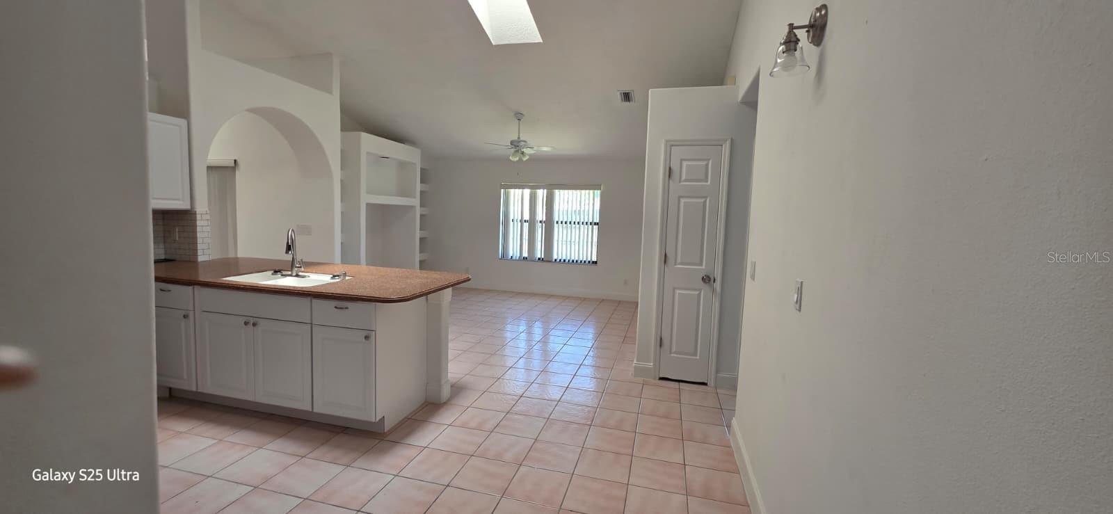 Image 5 of 30 For 121 April Court Se