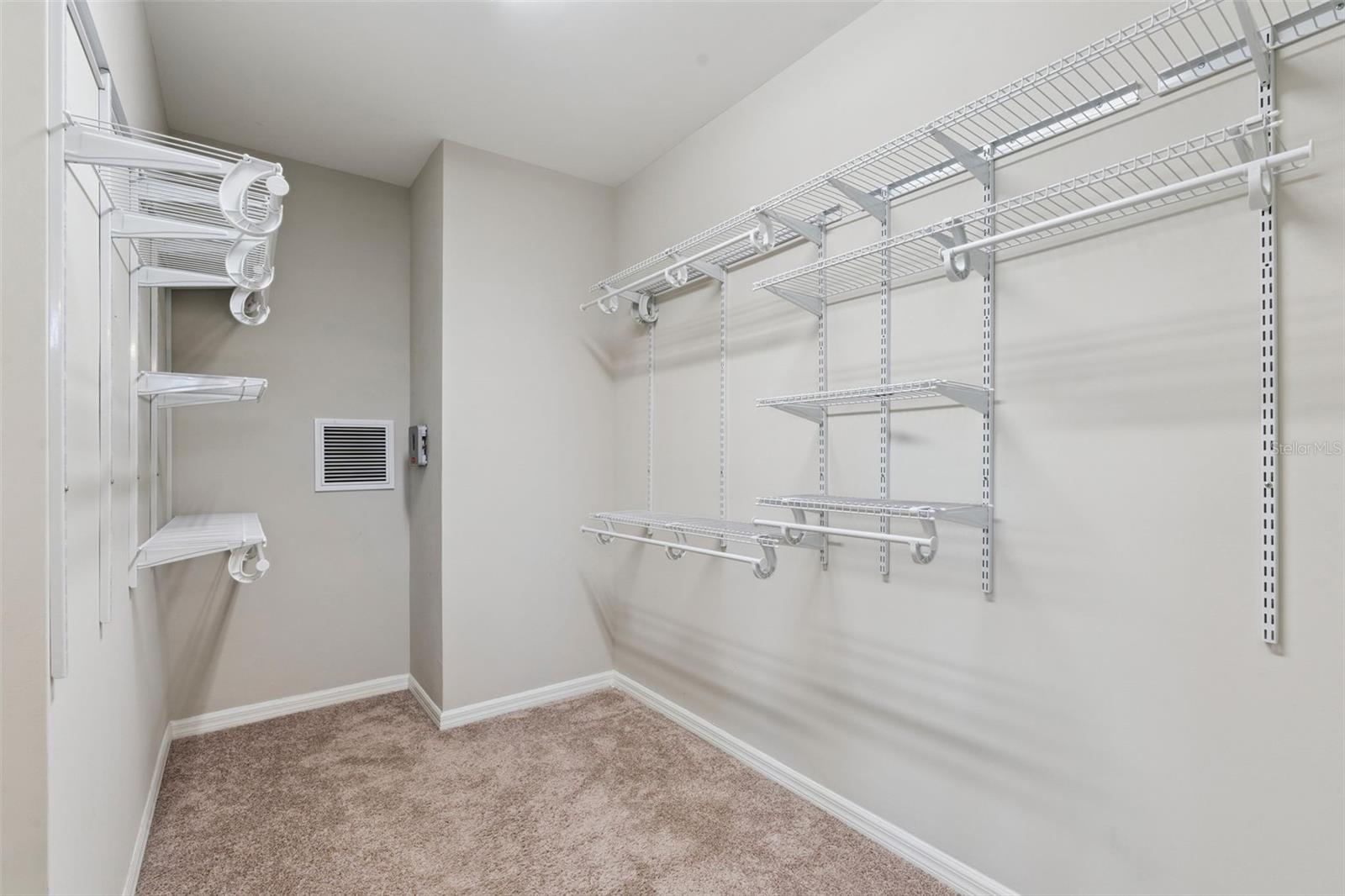 Image 26 of 44 For 14005 Aldford Drive