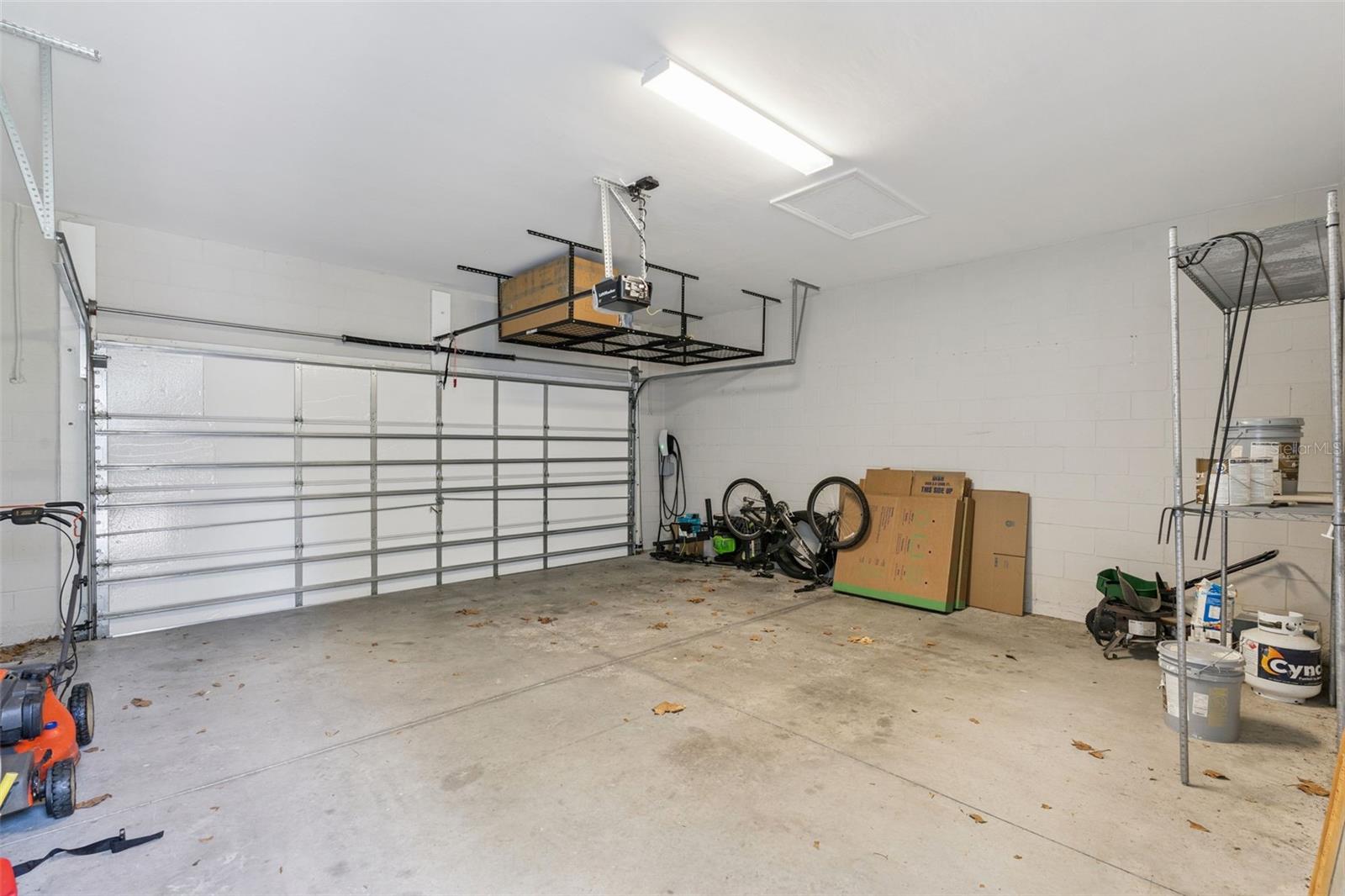 Image 36 of 44 For 14005 Aldford Drive