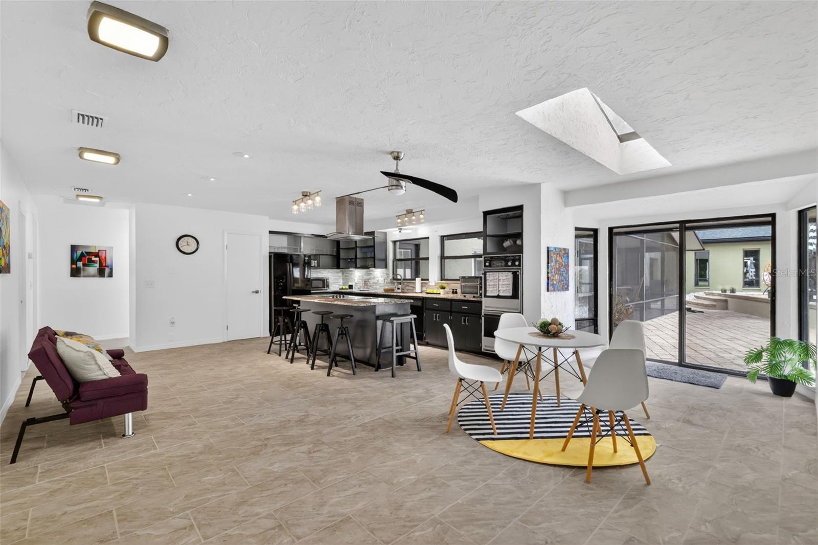 Image 29 of 59 For 310 35th Street