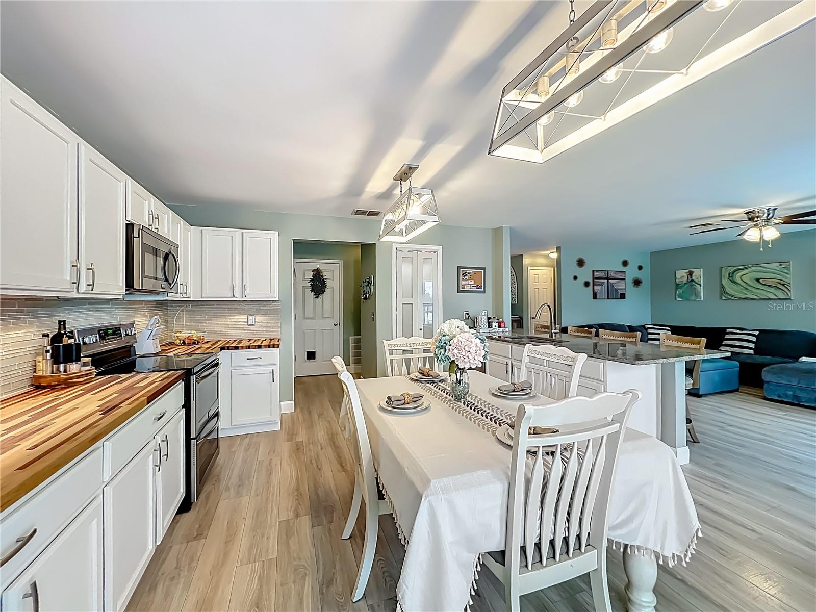 Image 28 of 78 For 951 Crystal Bay Lane