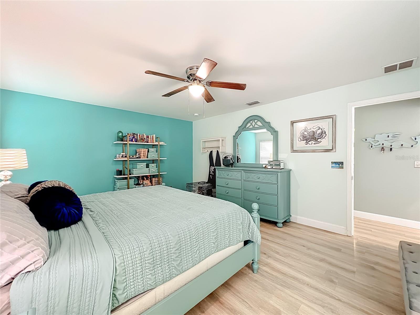 Image 31 of 78 For 951 Crystal Bay Lane