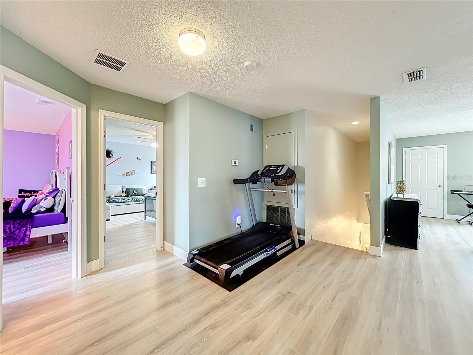 Image 40 of 78 For 951 Crystal Bay Lane